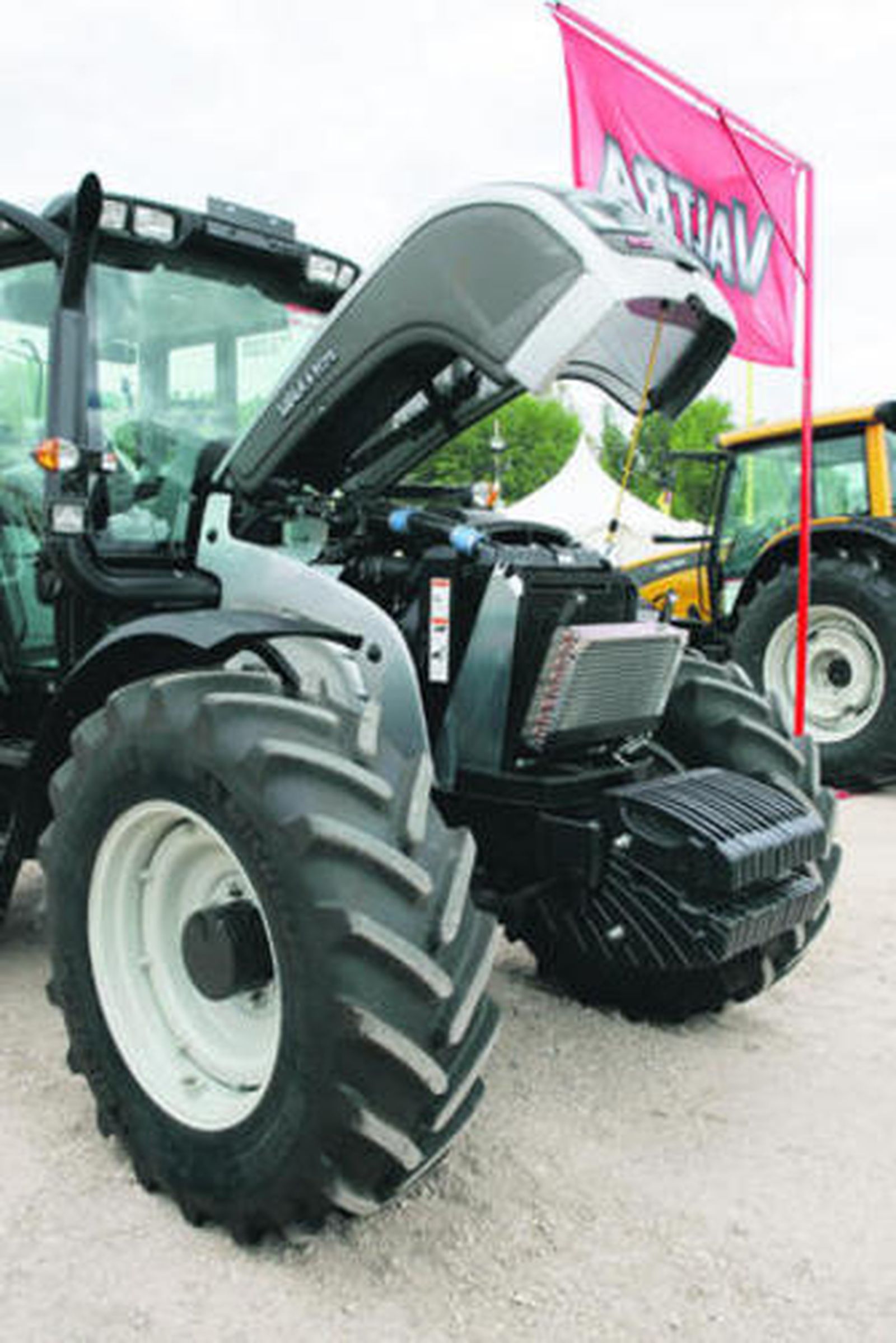 Jornadas técnicas, nueva maquinaria agrícola y estands