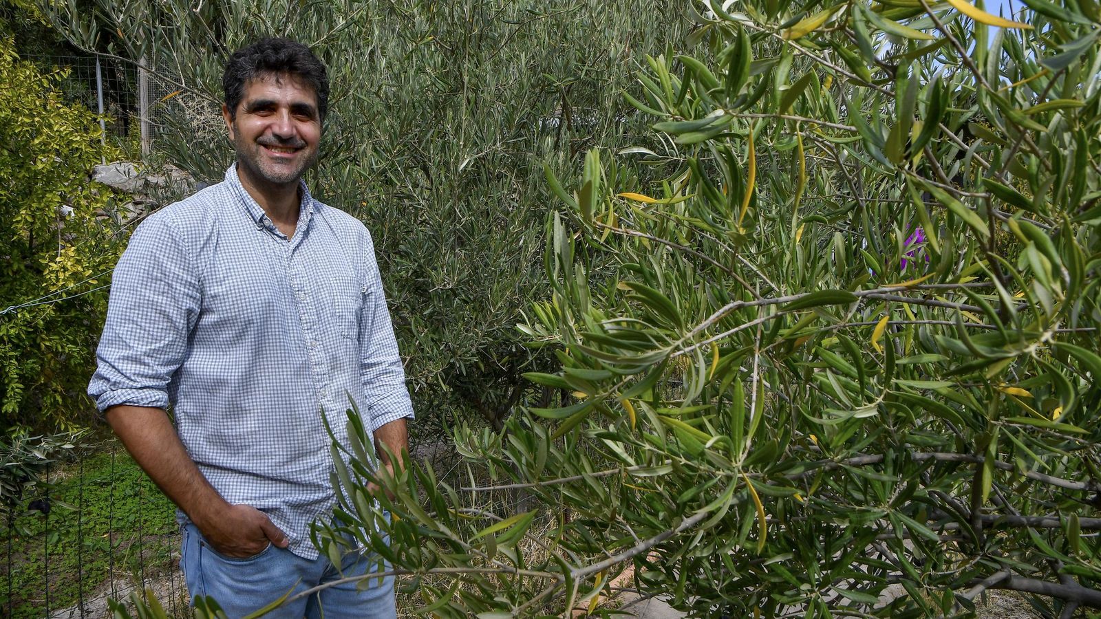 Ali, en el cortijo de los Dionis en Alhama de Almería.