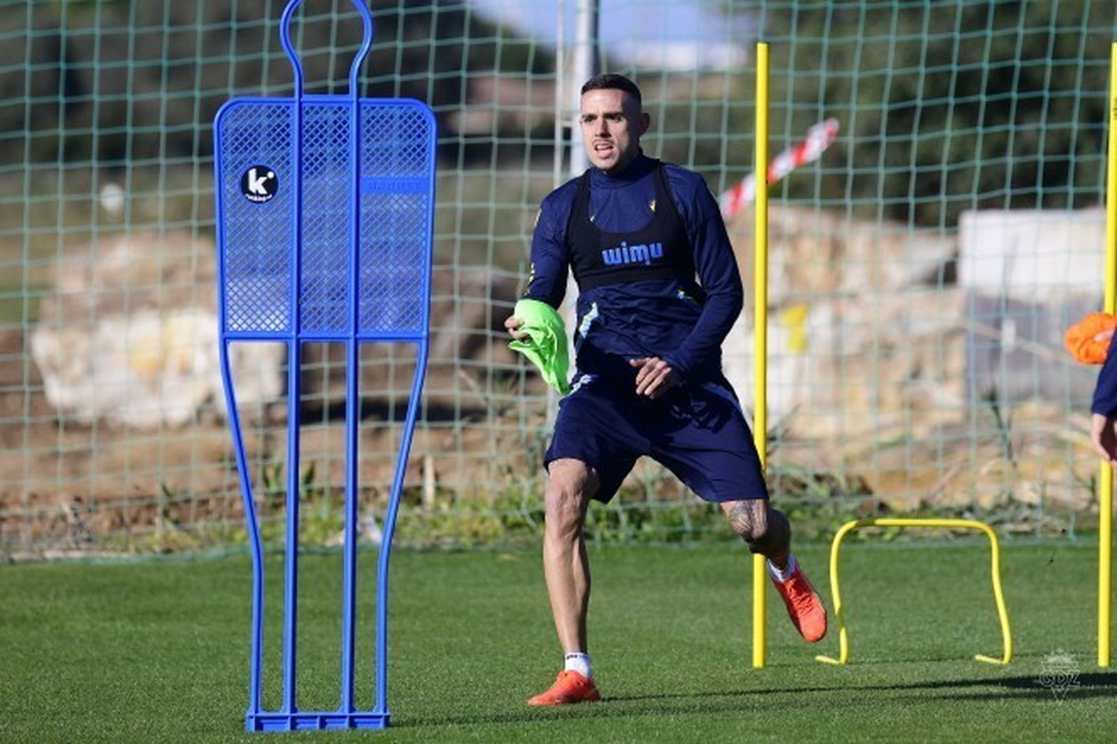 El recién firmado Roger Martí tiene opciones de salir de inicio.