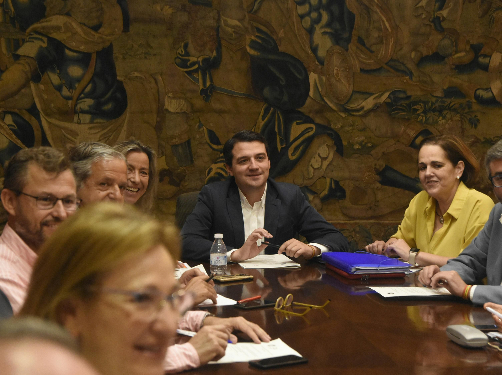 Primera reunión del cogobierno del PP y Cs.
