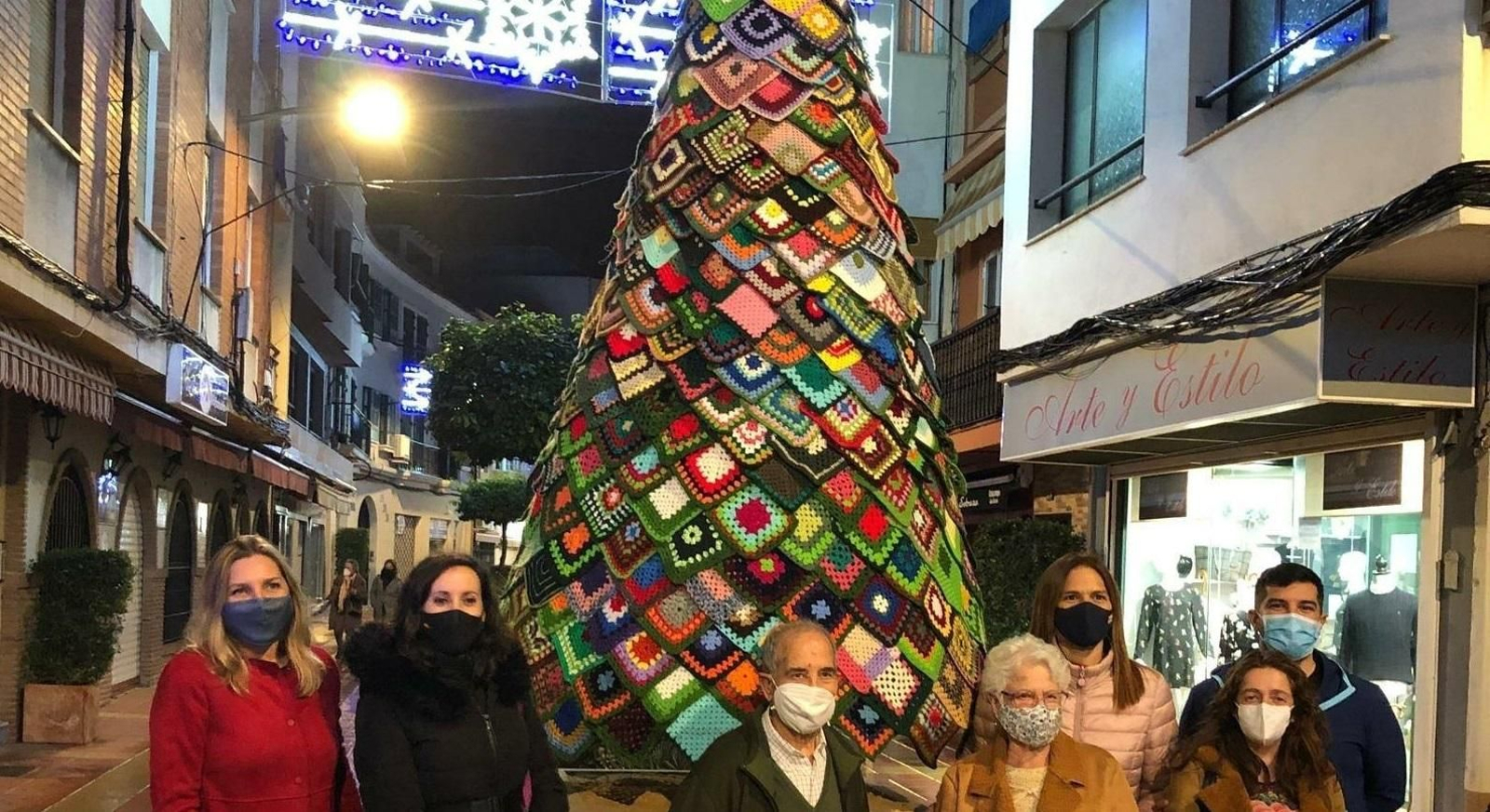 El árbol de Navidad de ganchillo, ya restaurado.