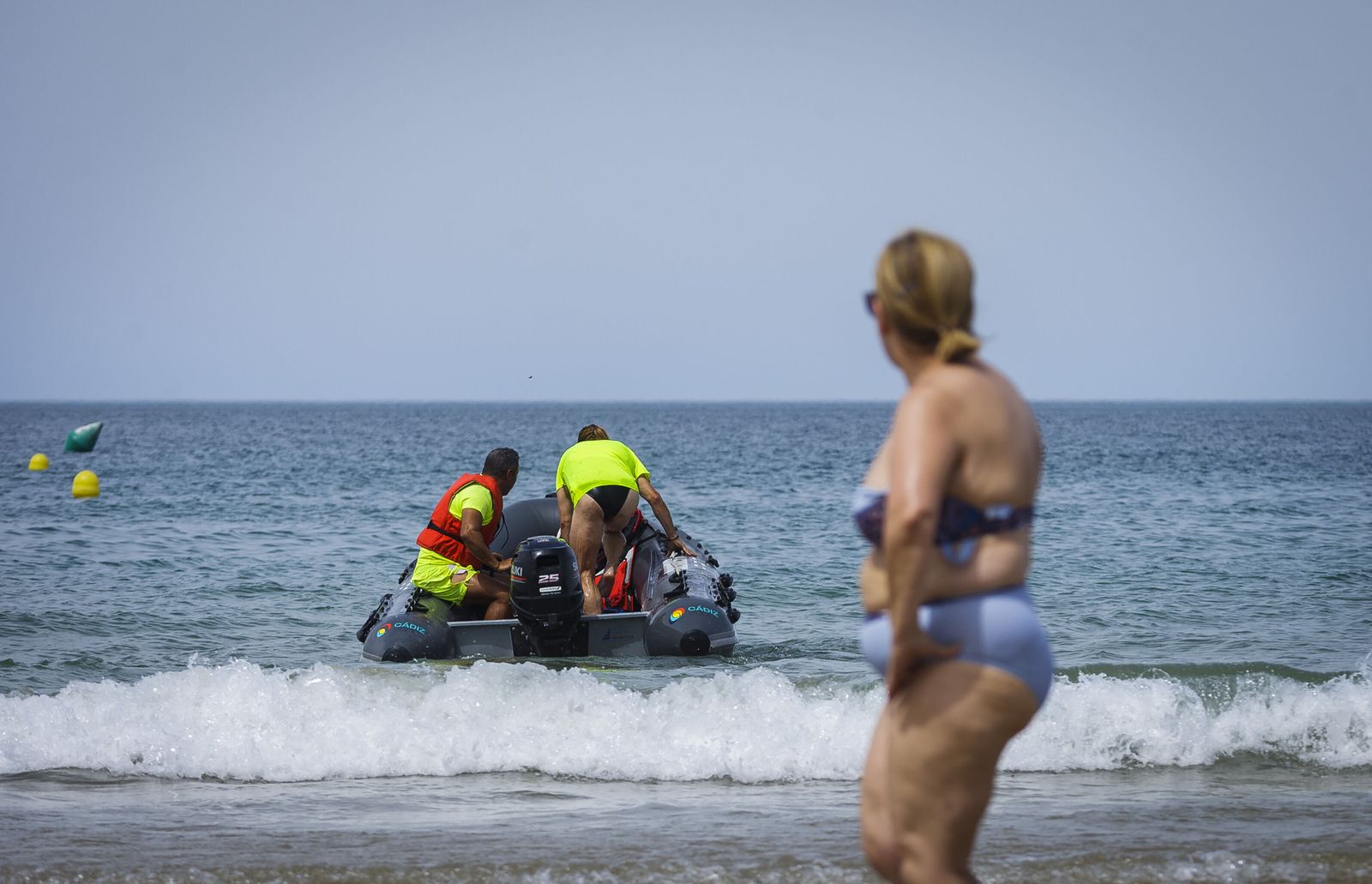 Las precarias condiciones del trabajo de los socorristas en Cádiz