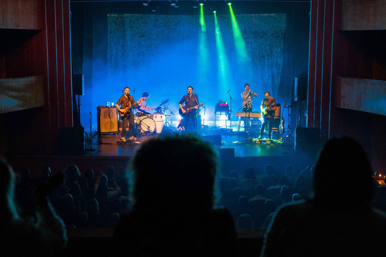 Espectacular concierto de Depedro en el Teatro de las Cortes de San Fernando