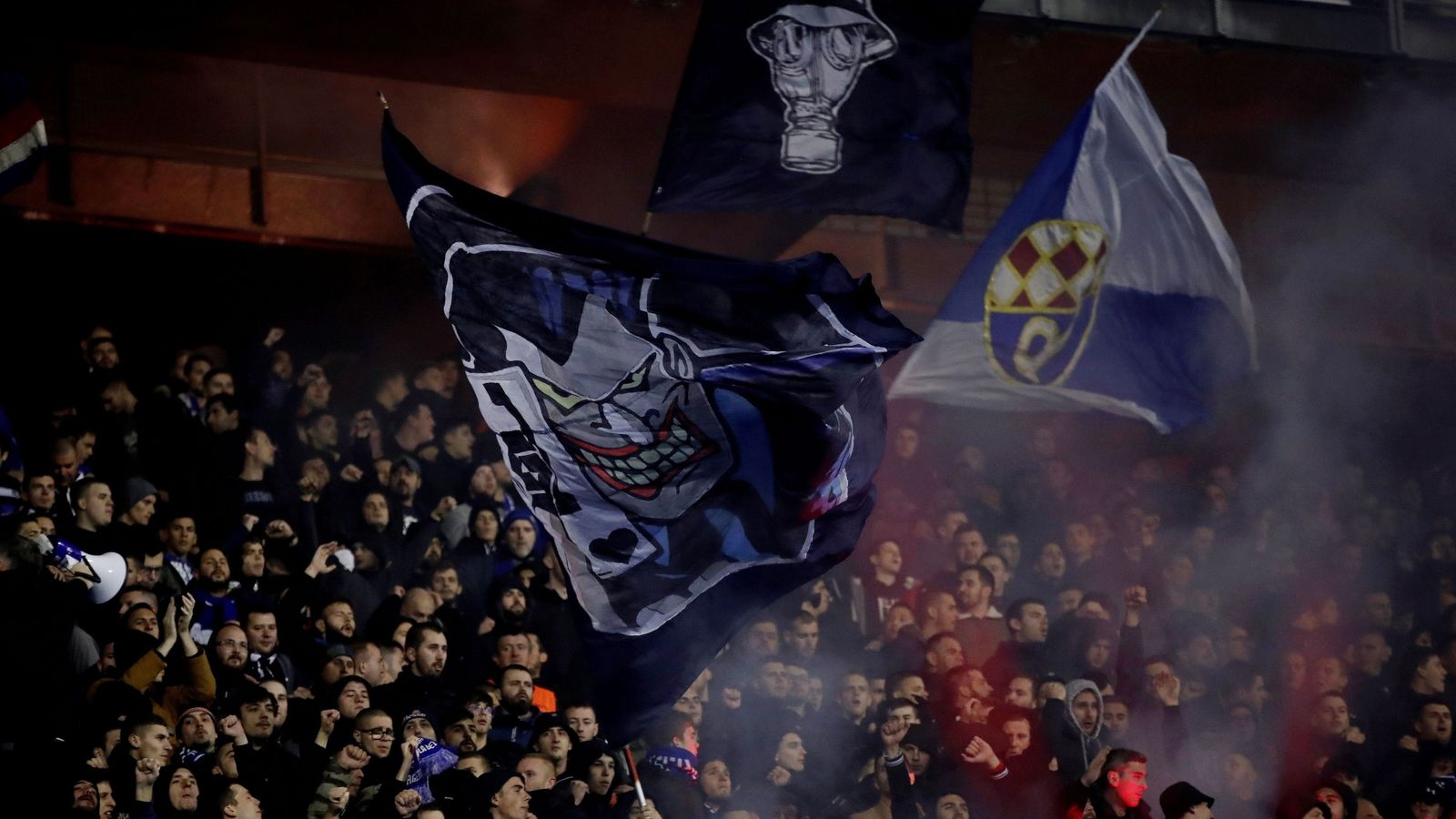 Los hinchas del Dinamo de Zagreb, en un partido europeo.