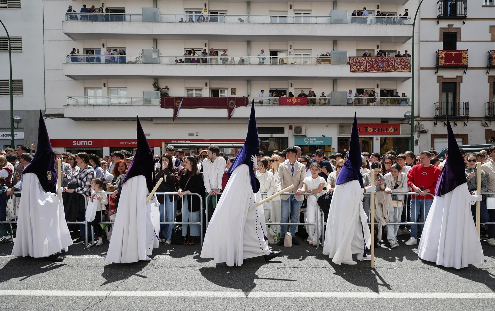 la Hermandad de San Benito en la Semana Santa de Sevilla 2025