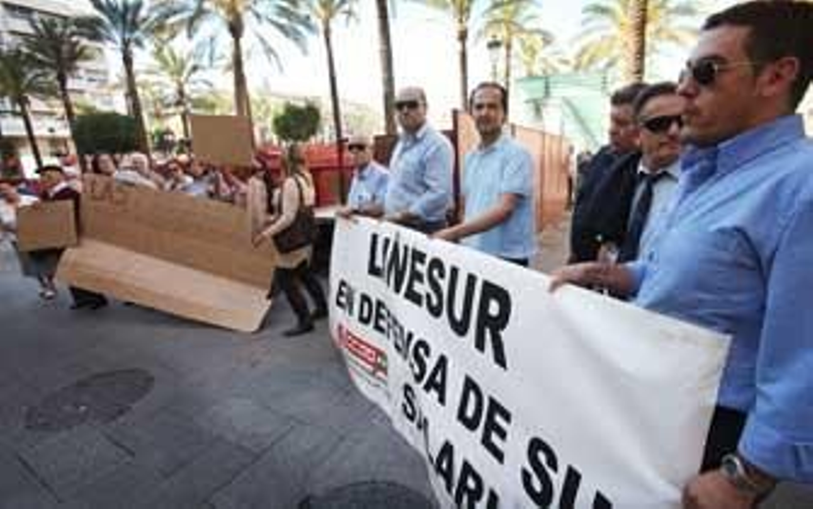 El cierre de Linesur es "inminente" si el Consistorio no salda parte de su deuda