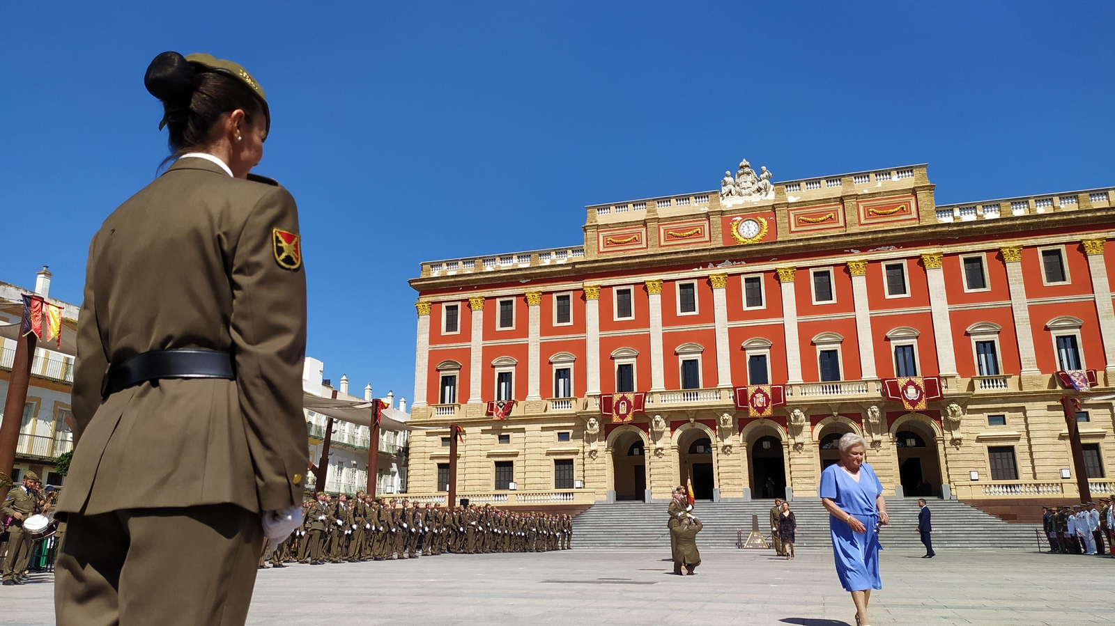 Las imágenes de la jura de bandera celebrada en San Fernando