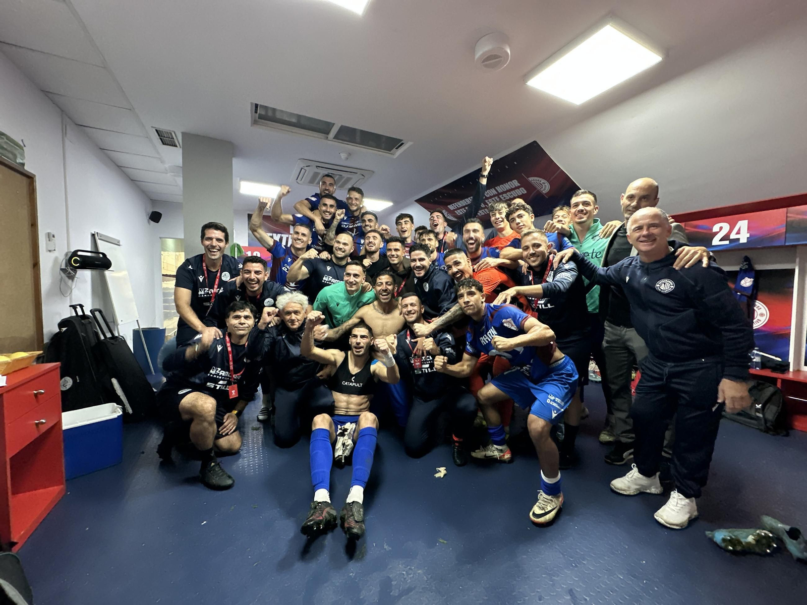 El Extremadura celebra su pase a la siguiente ronda de Copa del Rey.