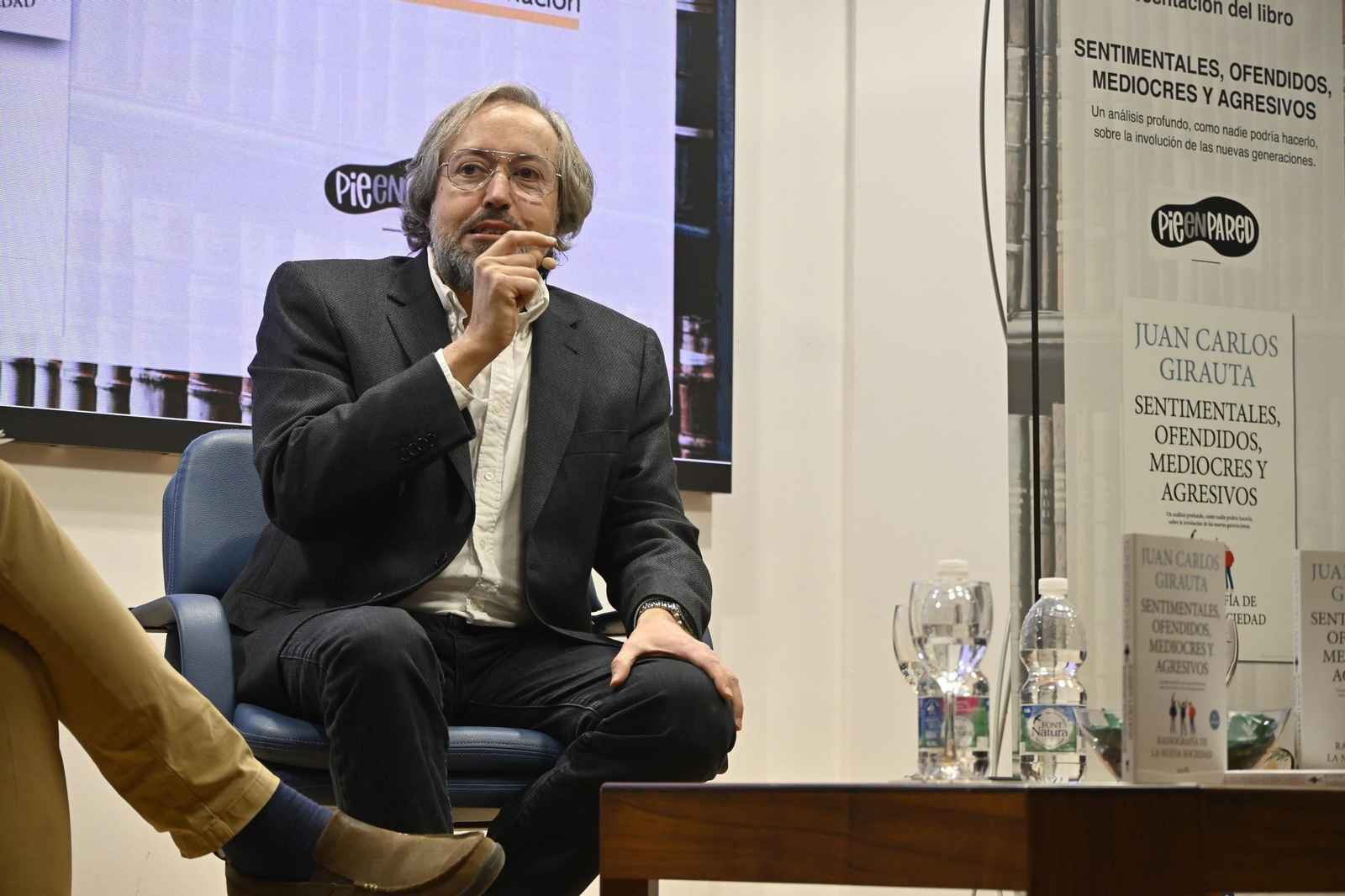 Imágenes de la presentación del libro de Juan Carlos Girauta  "Sentimentales, ofendidos, mediocres y agresivos"