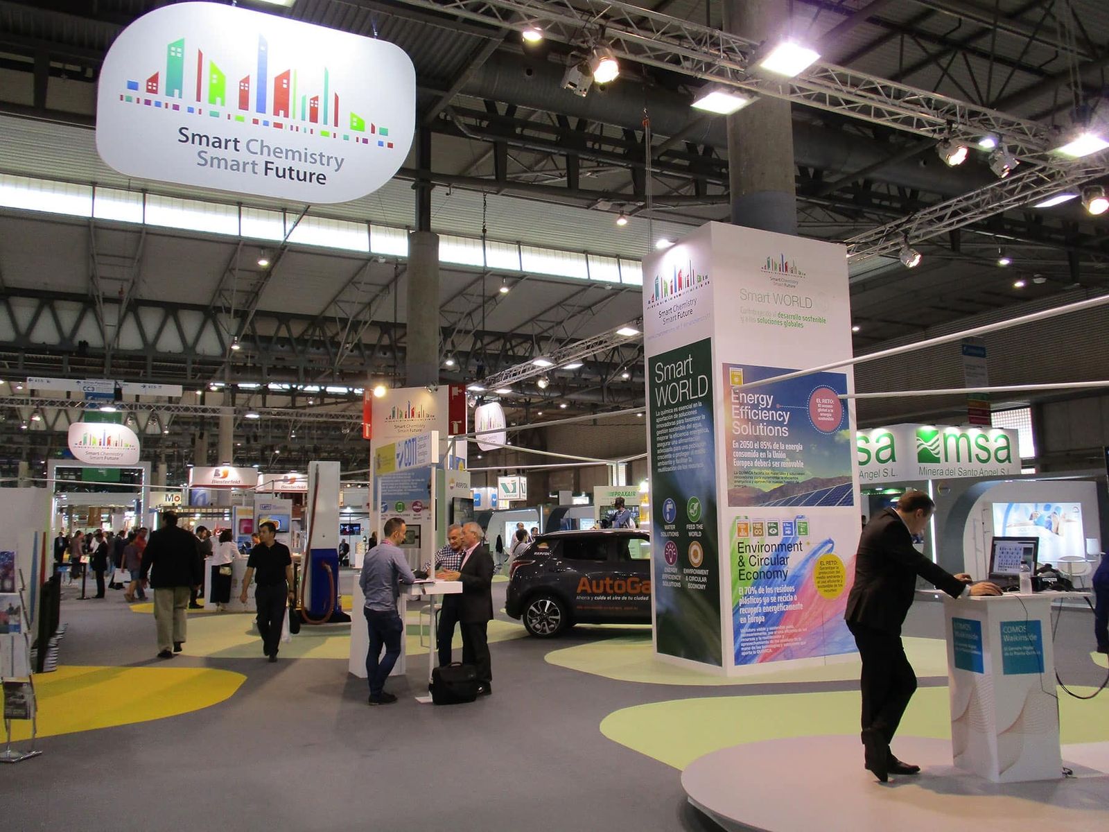 Vista general de la última exposición Smart Chemistry, Smart Future