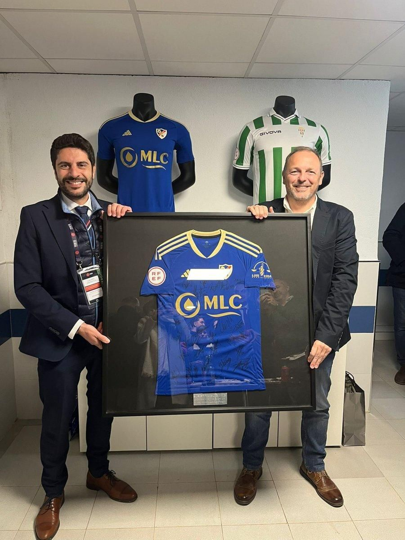 Jesús Medina y Luis Vera, en un acto de patrocinio celebrado hace unas semanas.