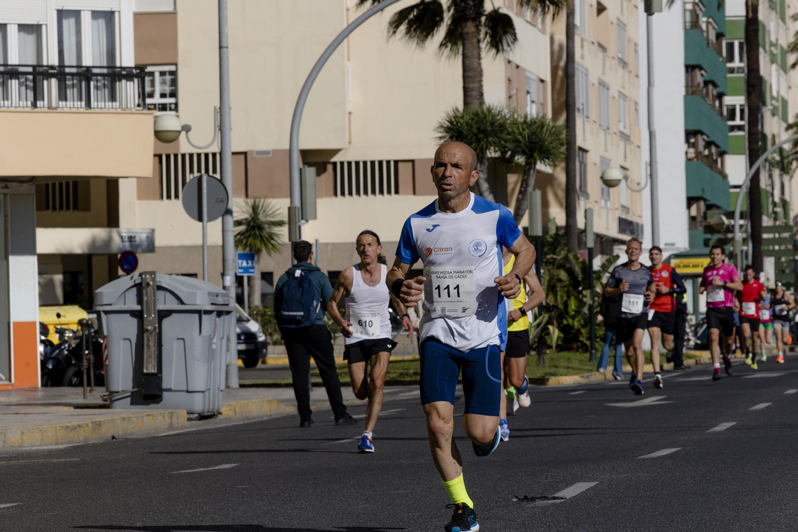 Las imágenes de la media maratón Bahía de Cádiz 2023.