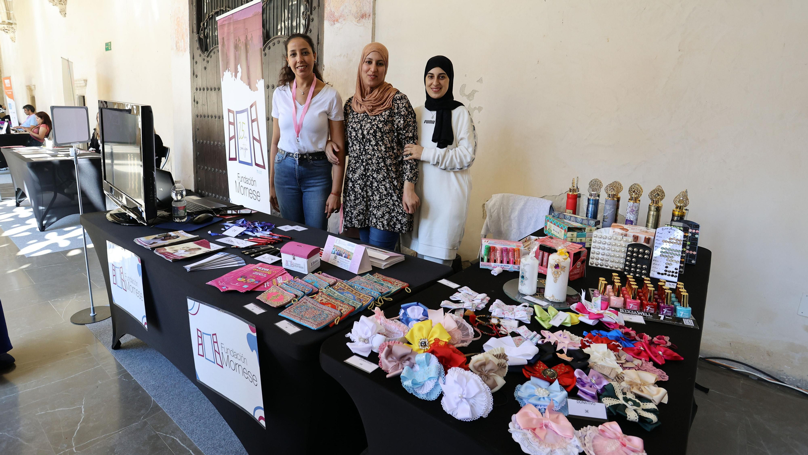 Manifiesto por el Día de África y Feria de la Diversidad en los Claustros de Santo Domingo