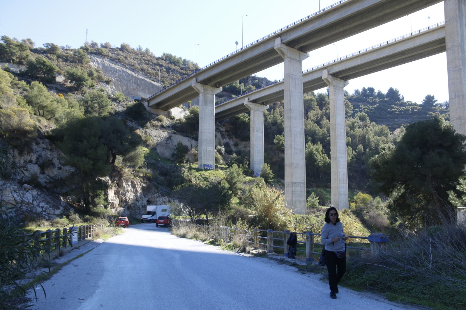 Cientos de personas participan en la marcha de la Desbandá
