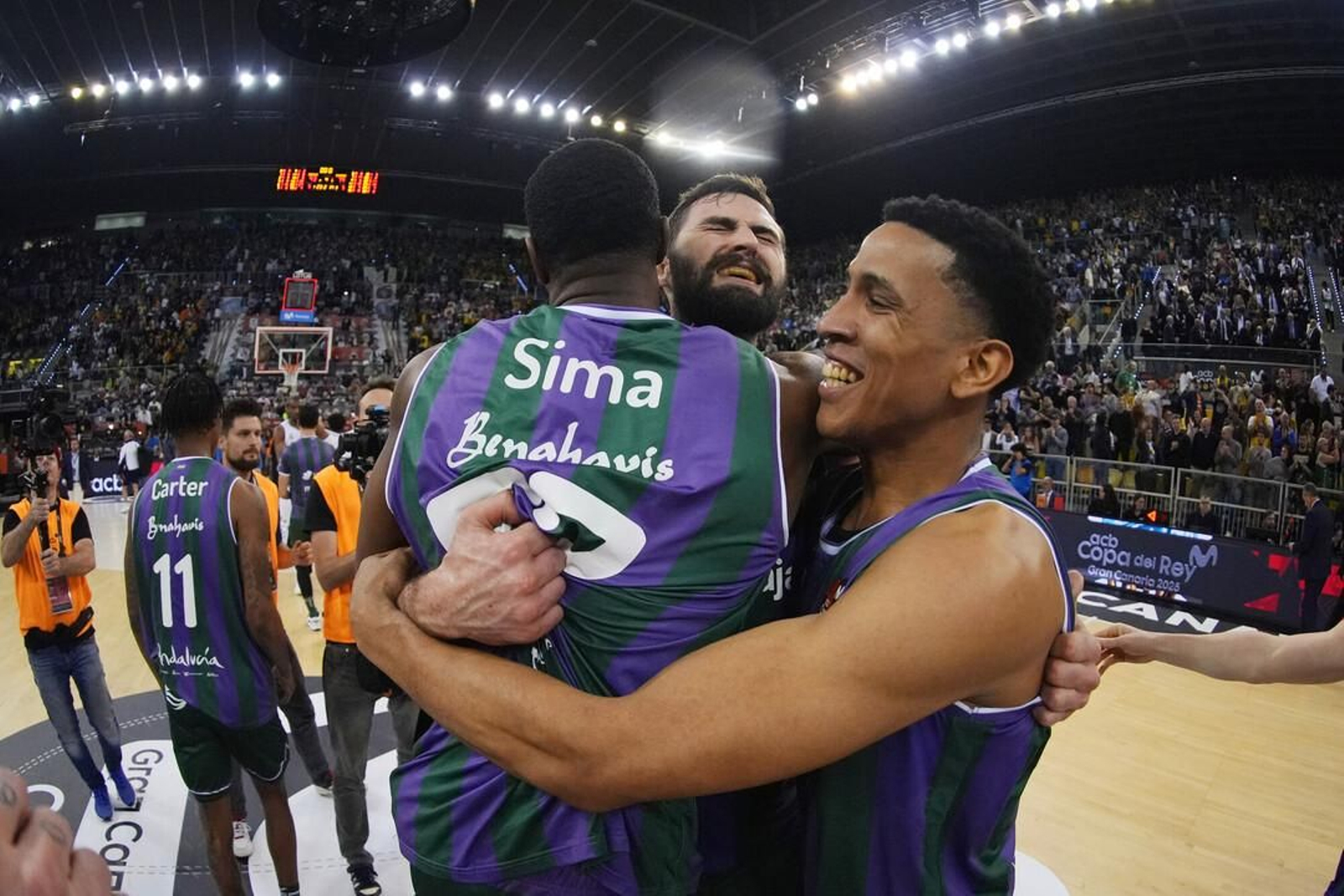 El Unicaja, campeón de Copa: Todas las imágenes del partido, la fiesta y la llegada a Málaga