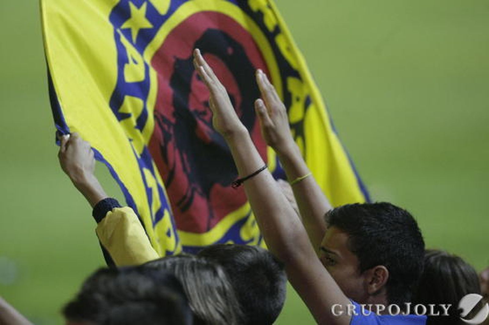 Mucho ánimo en la grada. 

Foto: Julio Gonzalez