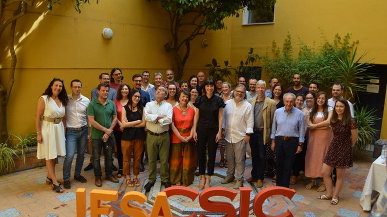 La ministra, durante su visita al IESA.