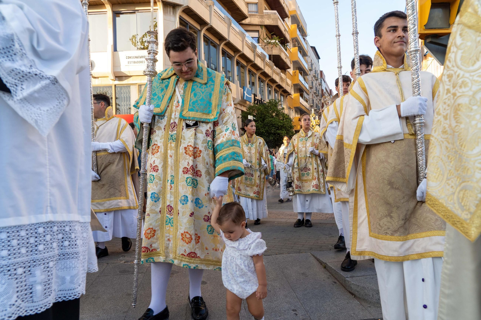 Imágenes de la procesión La Virgen del Carmen por las calles de Huelva