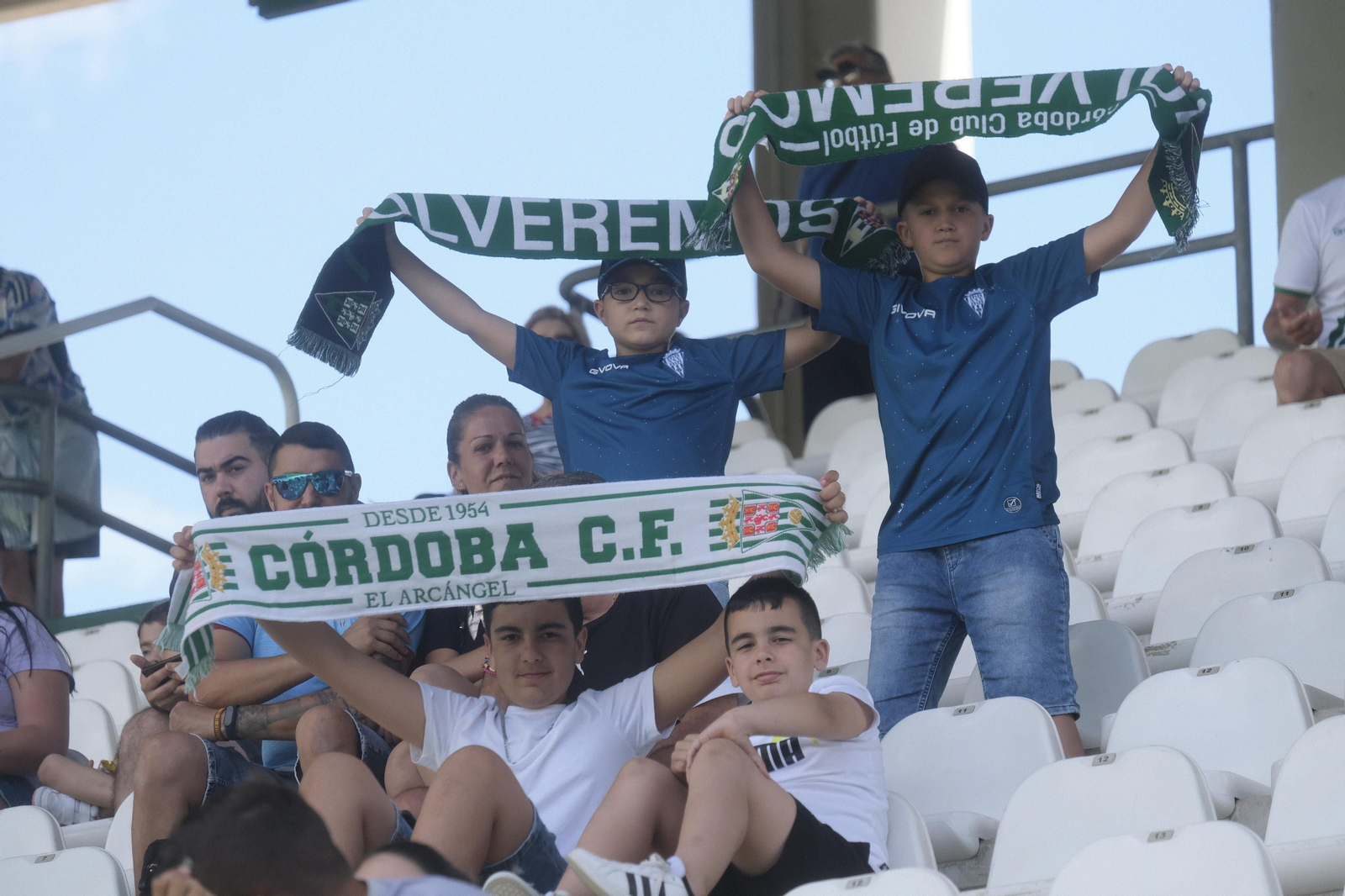 Las mejores fotos del ambiente en El Arcángel en el Córdoba CF - San Fernando Las mejores fotos del ambiente en El Arcángel en el Córdoba CF - San Fernando