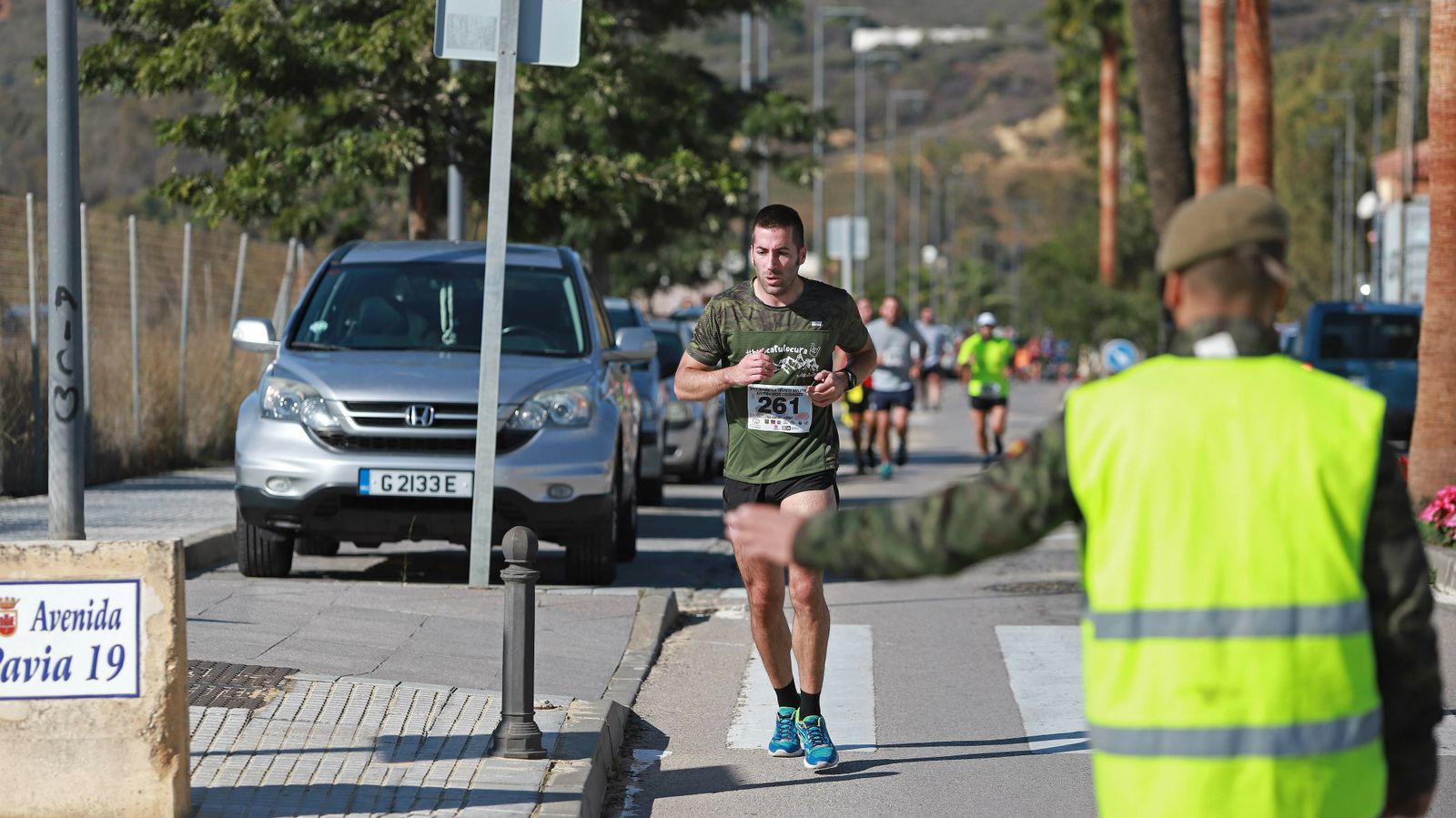Las mejores fotos de la VIII Carrera Cívico Militar 'Entre dos ciudades'