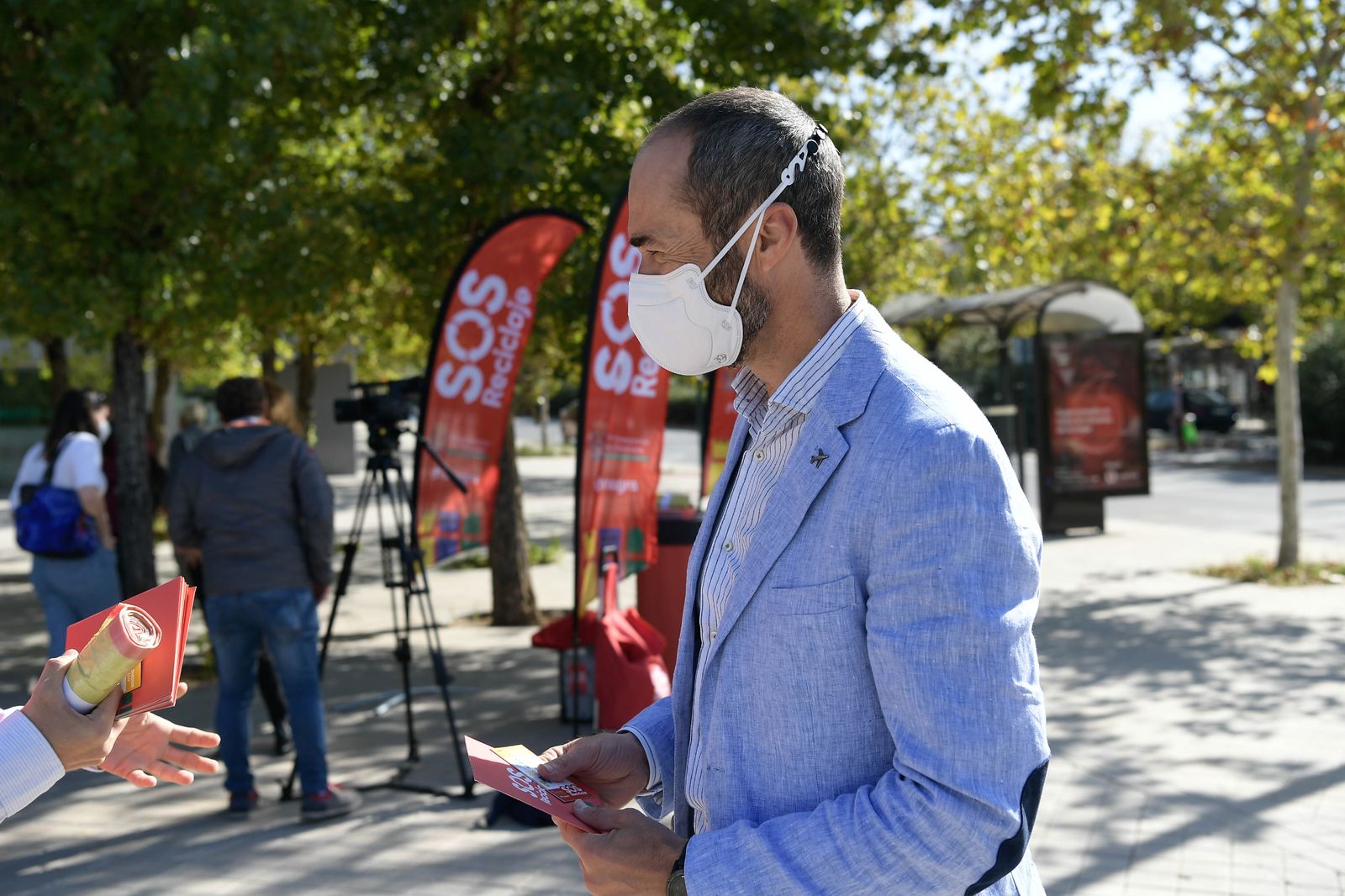 Fotos de la campaña 'Sos reciclaje' en Granada