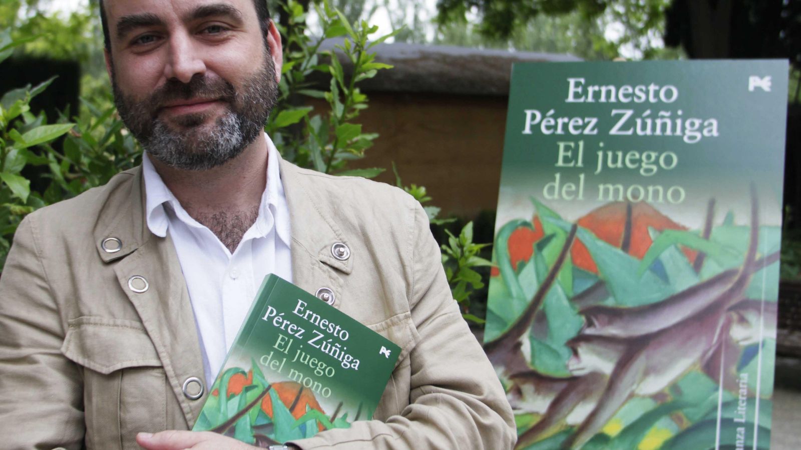 El escrito Ernesto Pérez Zúñiga es uno de los denunciantes de abusos sexuales en el colegio Maristas de Granada.