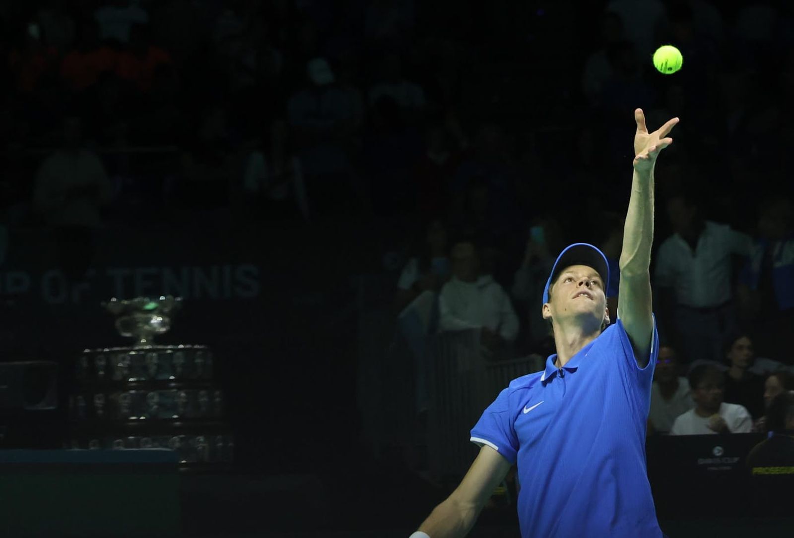 Jannik Sinner trae su show a Málaga.