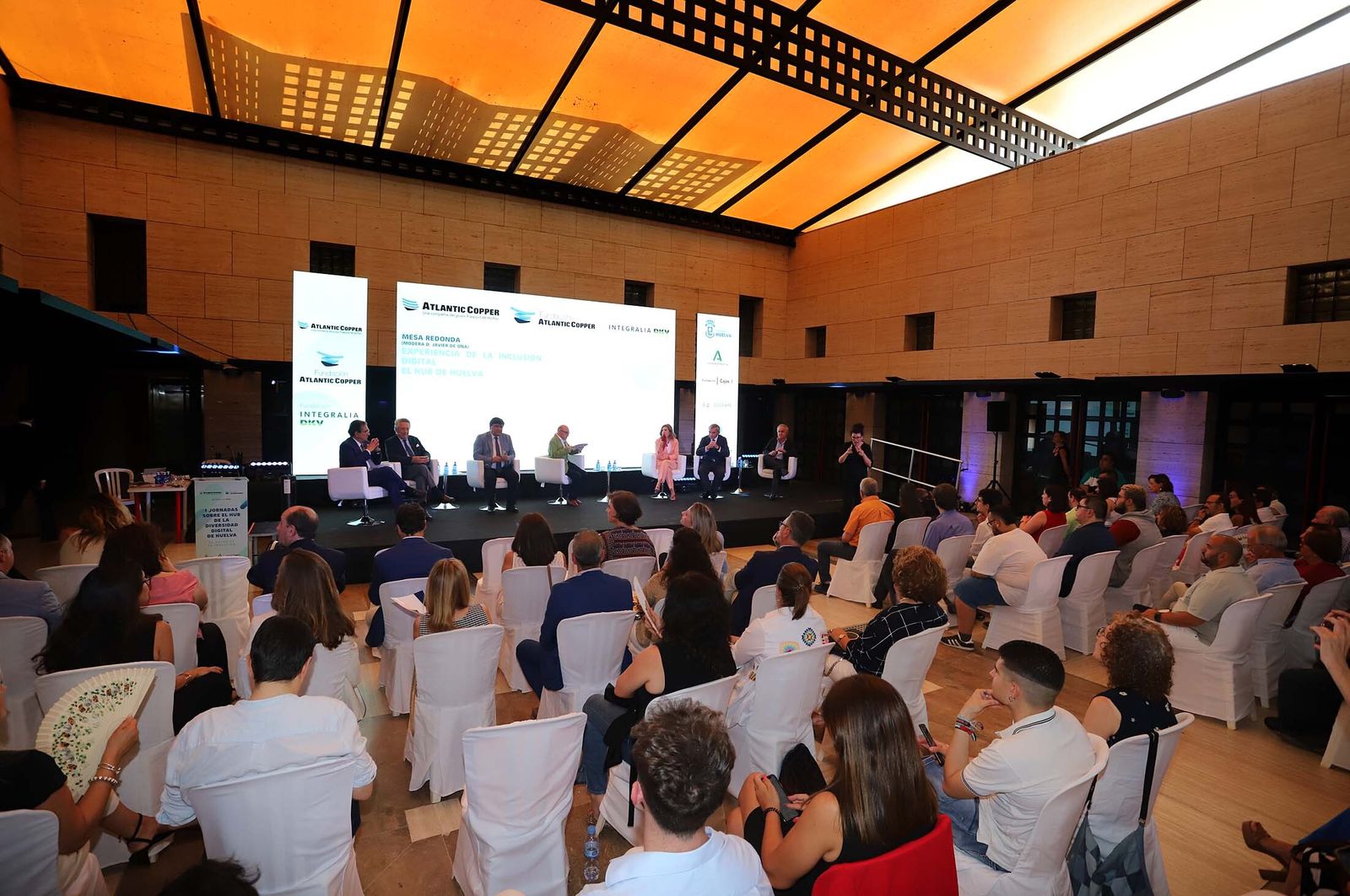 Imágenes de las I Jornadas del Hub de la Diversidad Digital, 'El valor de la inclusión'