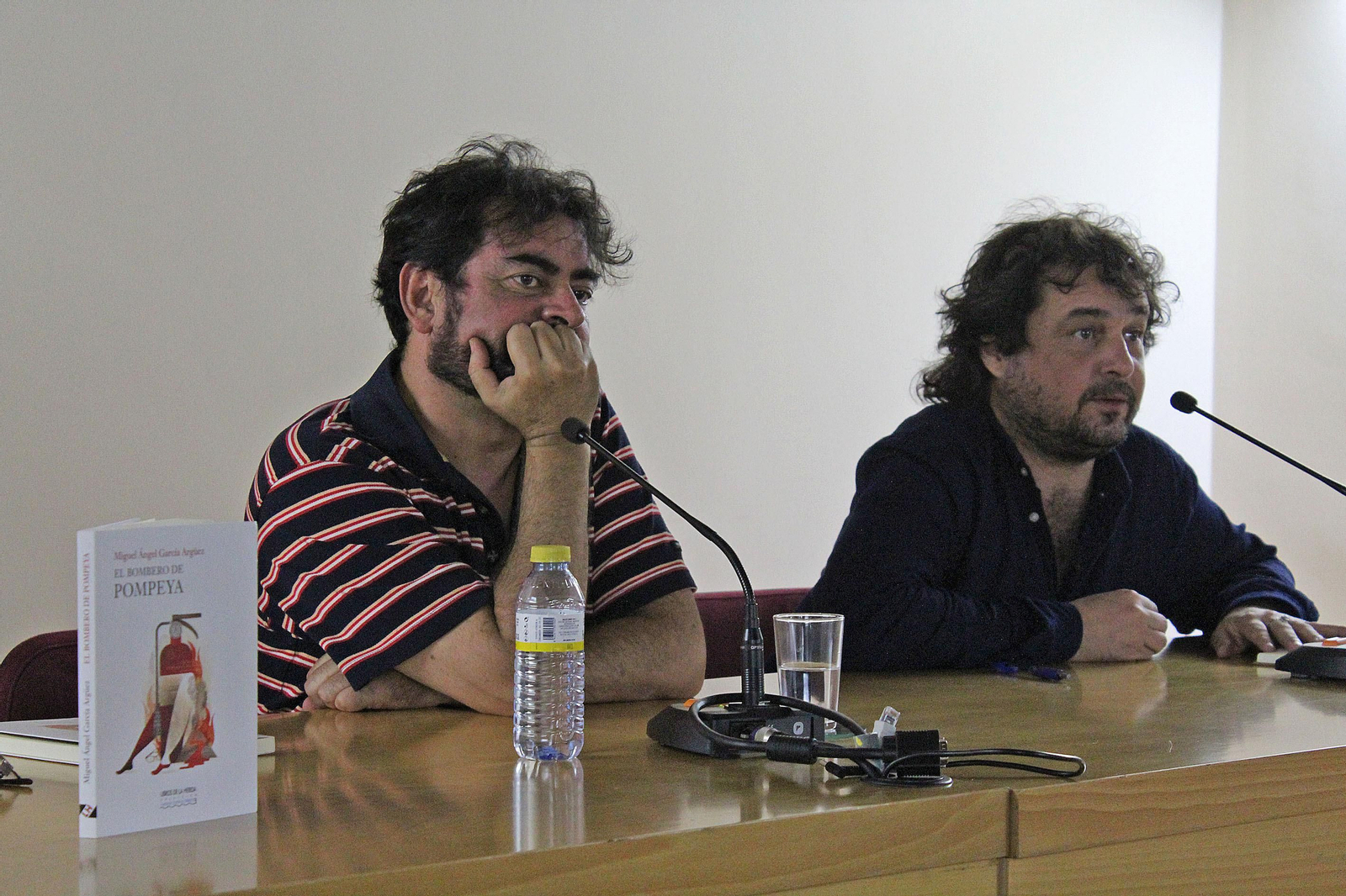 García Argüez presenta 'El bombero de Pompeya'