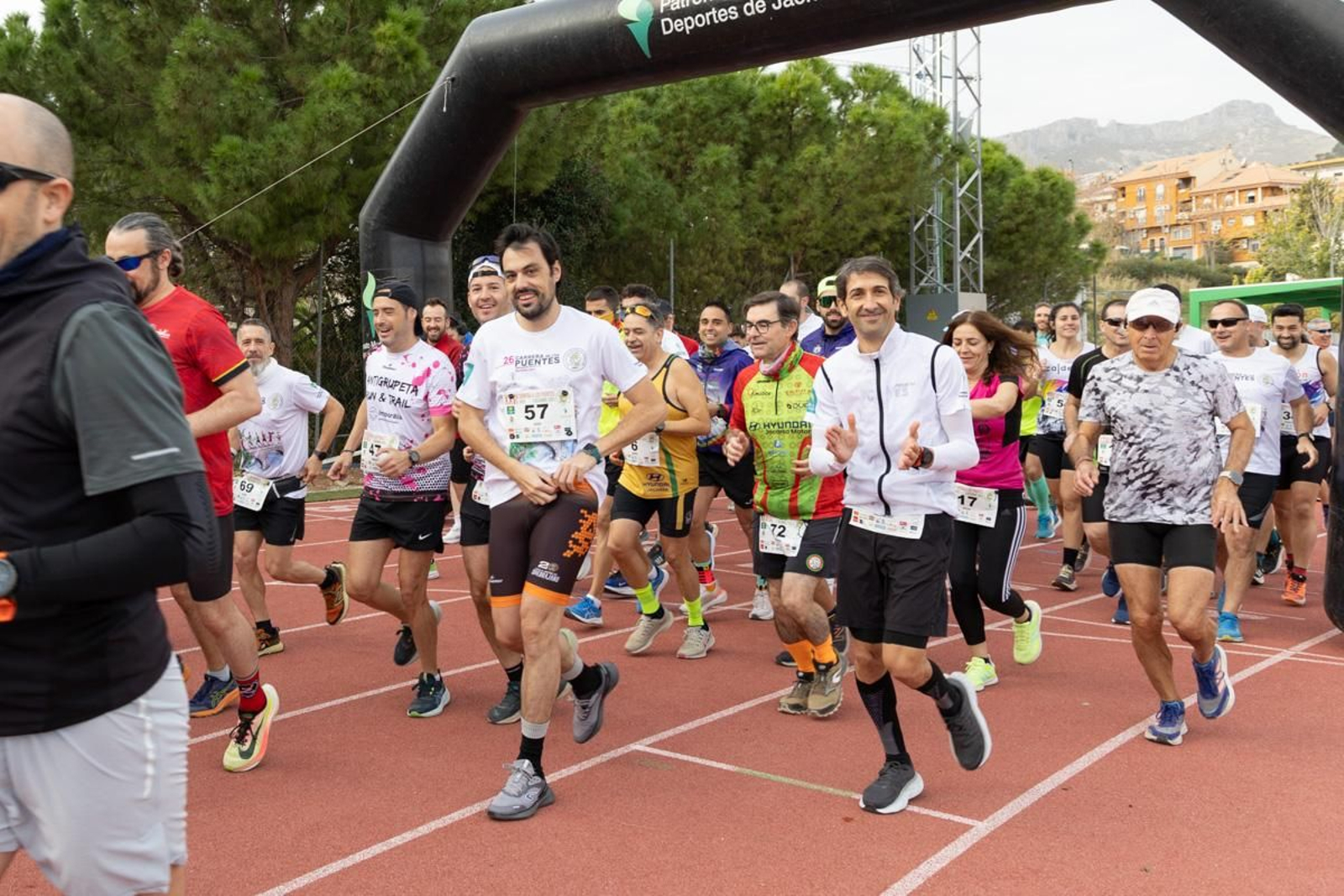 Convivencia y atletismo en estado puro, en la XXVI Carrera de los Puentes