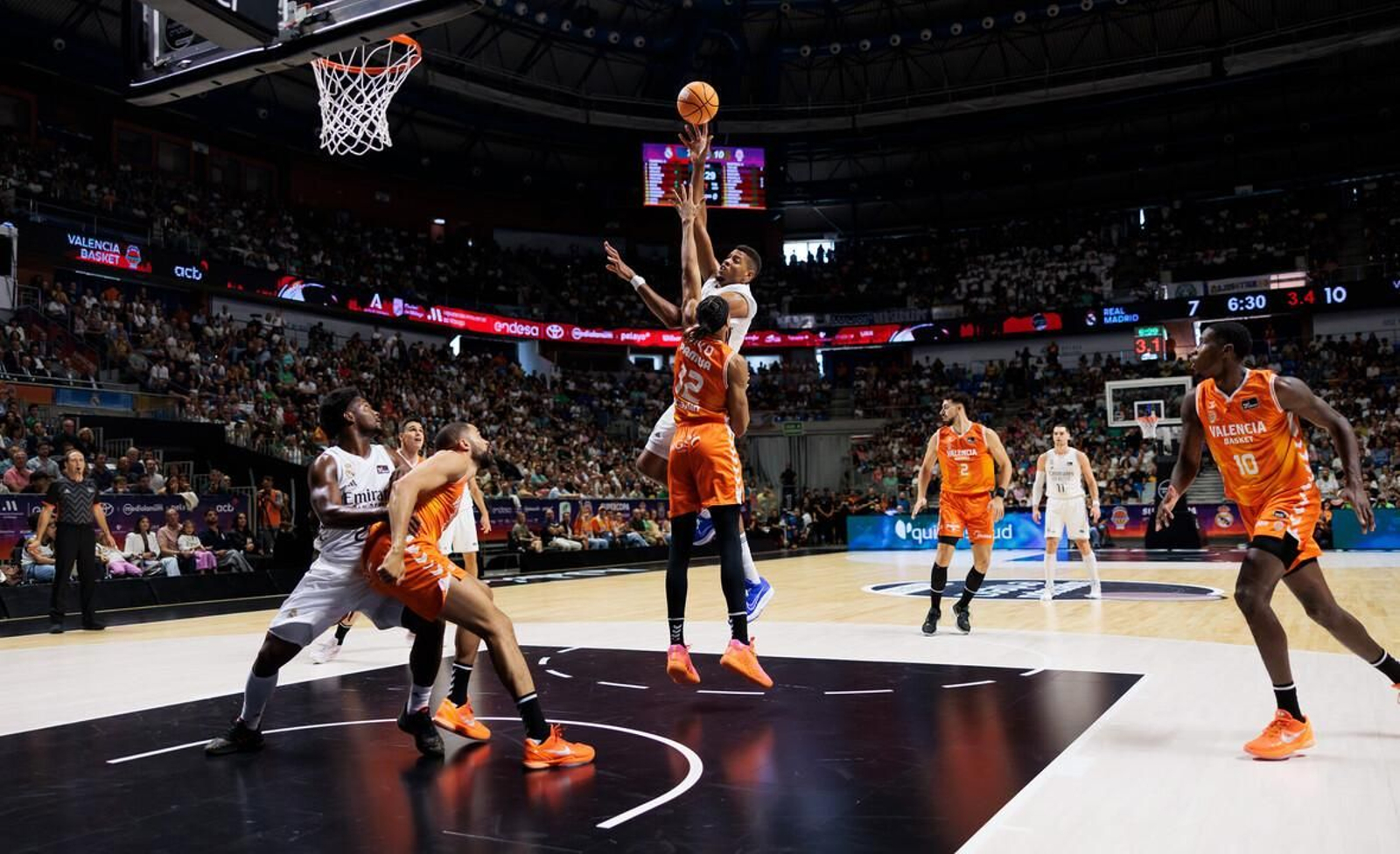 Las fotos del Real Madrid-Valencia Basket, final de la Supercopa