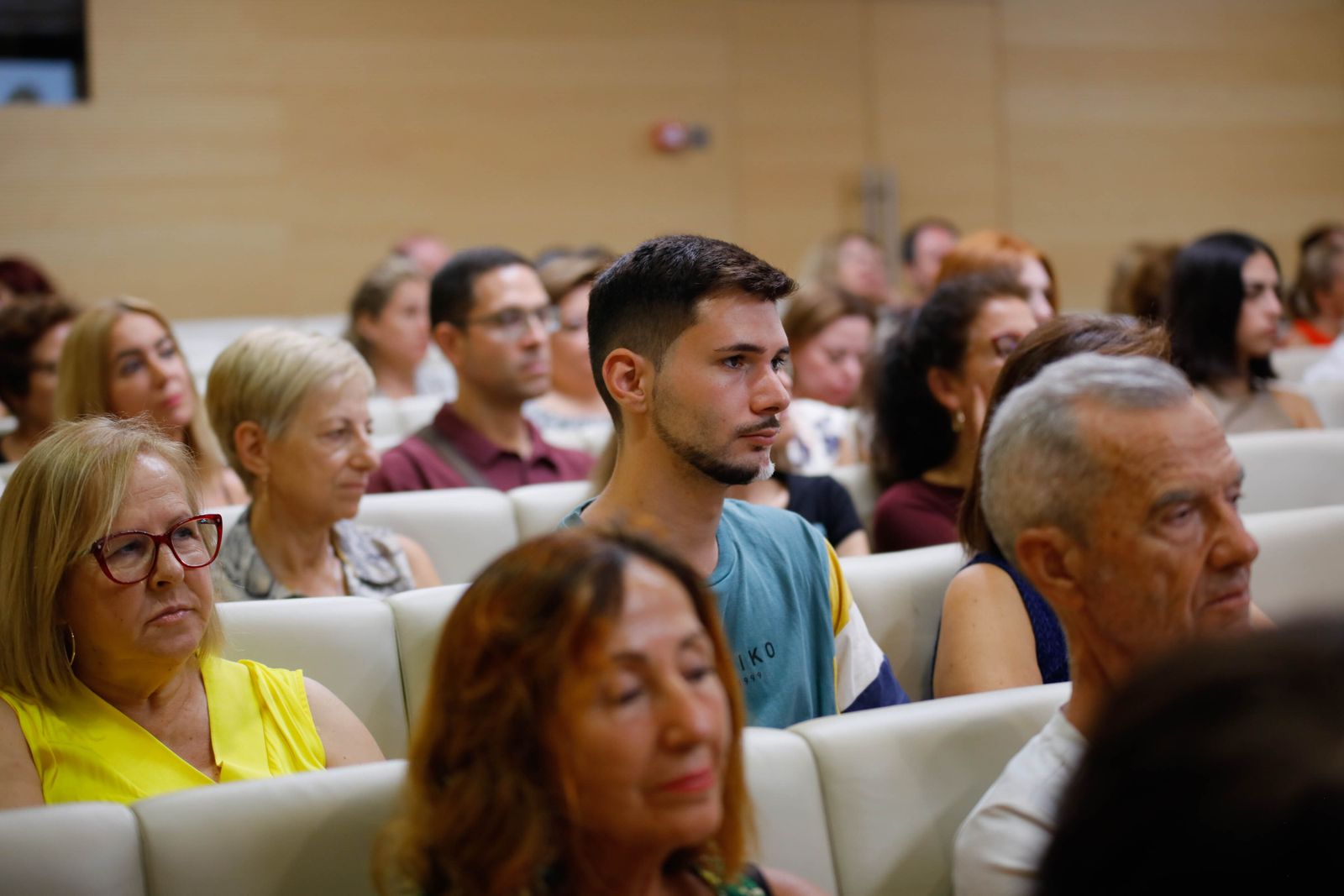 Imágenes de Diario de los Libros, con Julia Navarro