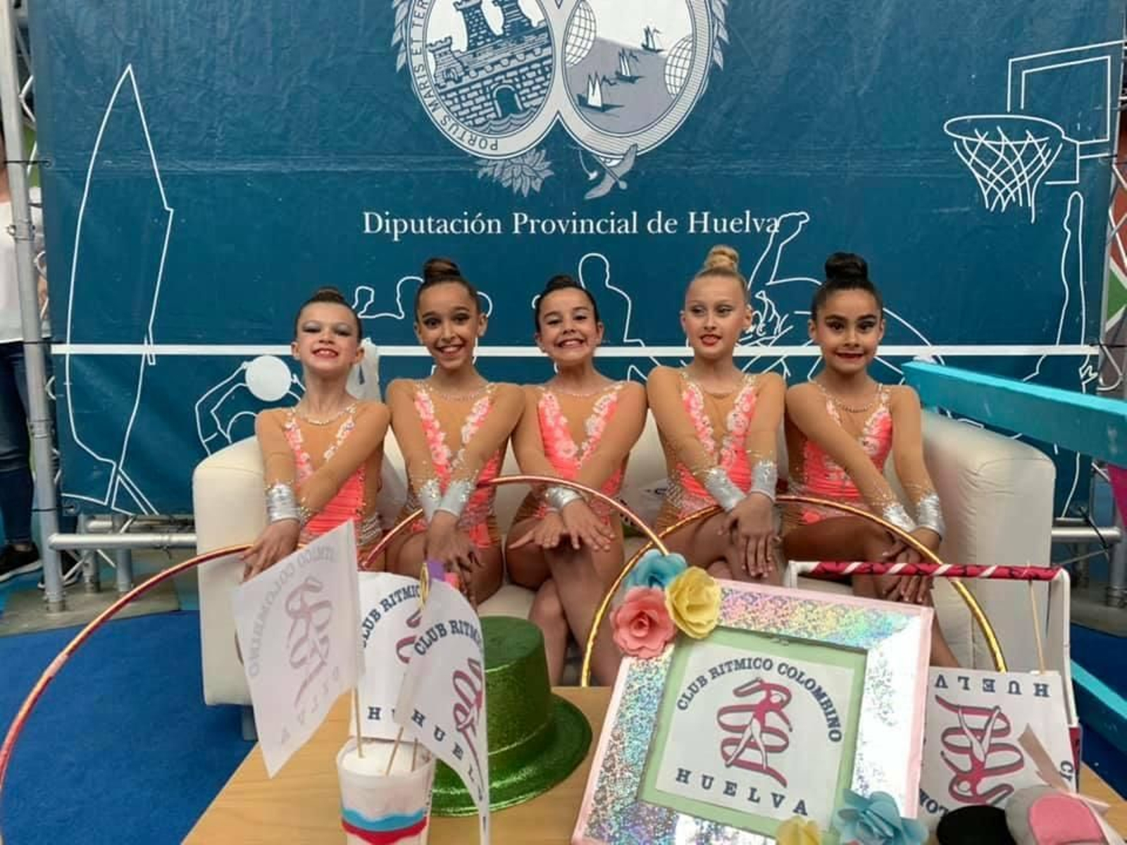 Conjunto base alevín del Rítmico Colombino que disputa hoy el Andaluz.