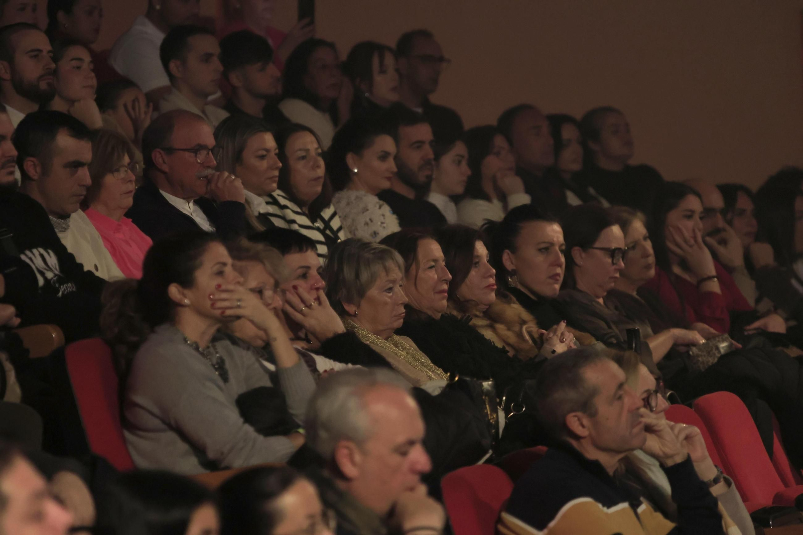Fotos de la Navidad flamenca en San Roque con el espectáculo "Farrucos y Fernández"