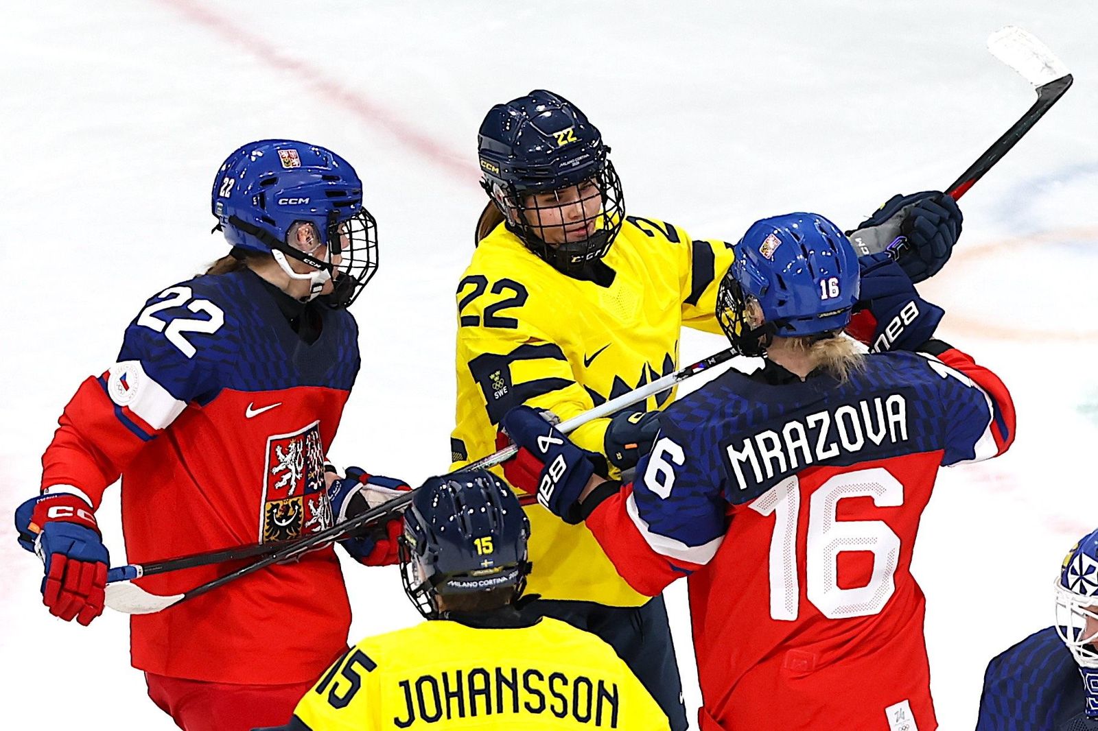 Las mejores fotos de los Juegos Olímpicos de invierno Milán Cortina d'Ampezzo 2026 | Octava jornada