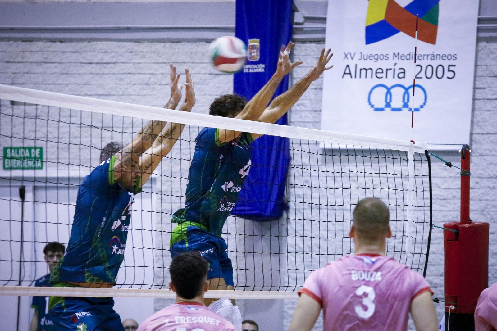 Unicaja Costa de Almería-Arenal Emeve de la Superliga, en imágenes