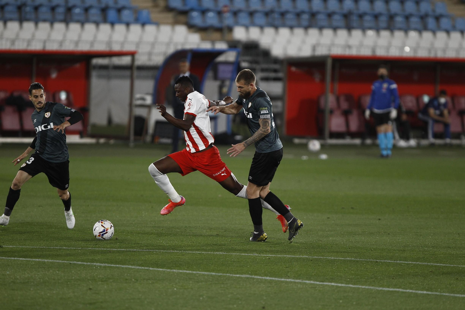 Sadiq, demasiado individualista en el partido ante el Rayo.