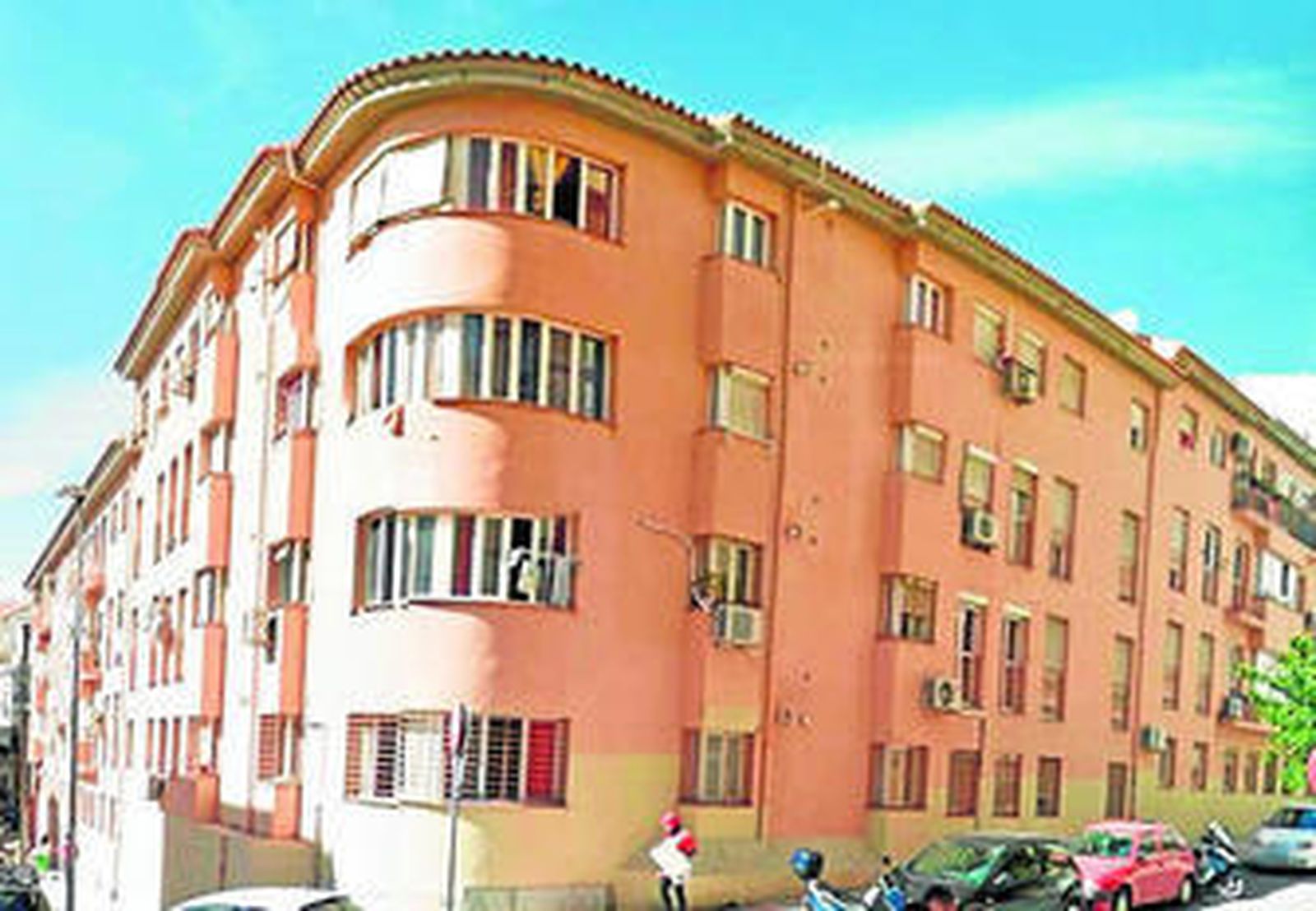 Una promoción de viviendas que será rehabilitada en la calle Los Negros de la capital