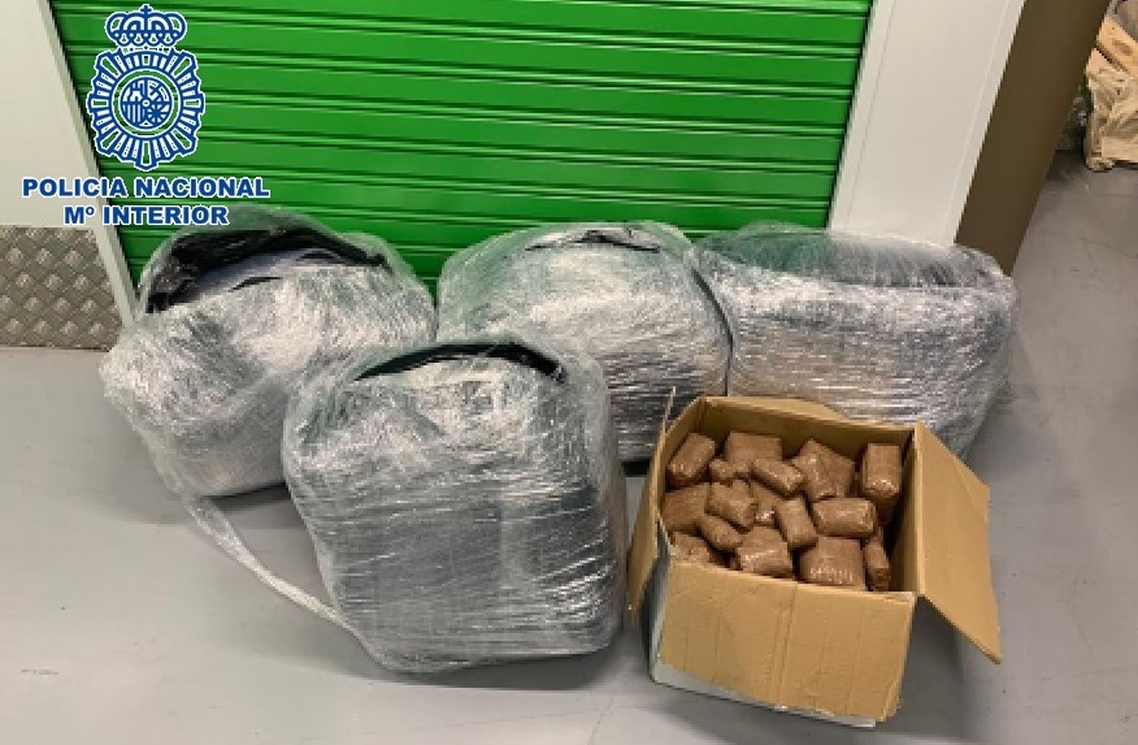 Droga intervenida por la Policía Nacional.