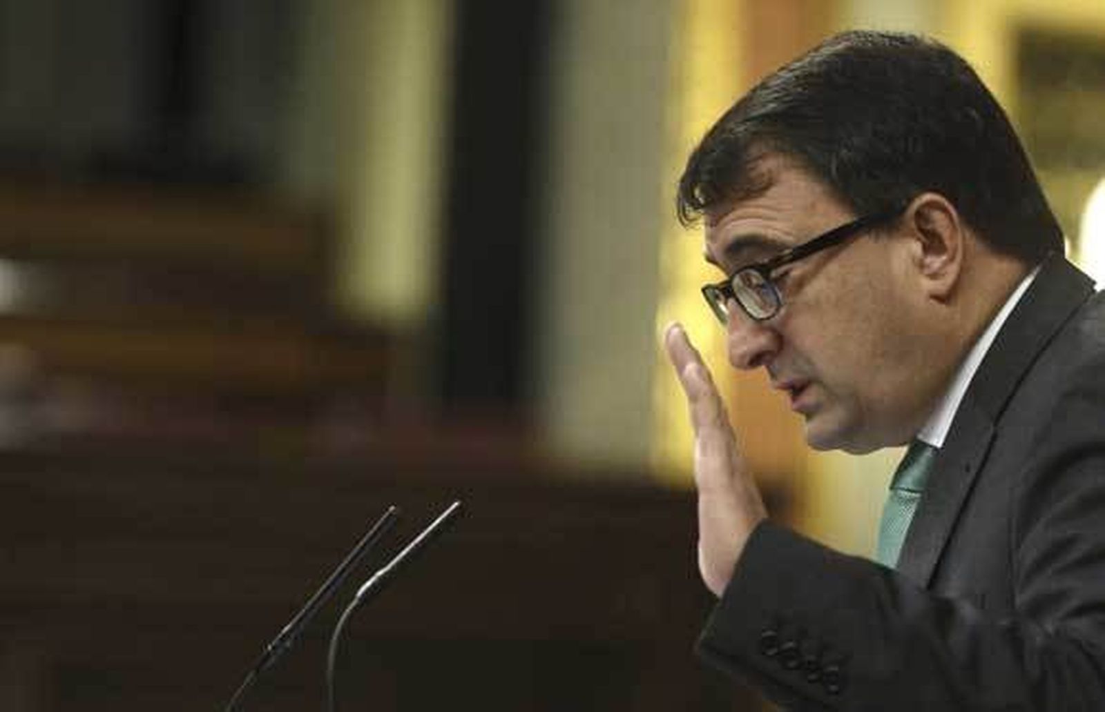 PNV: Felipe VI debe "ganarse el trono" reconociendo las naciones del Estado