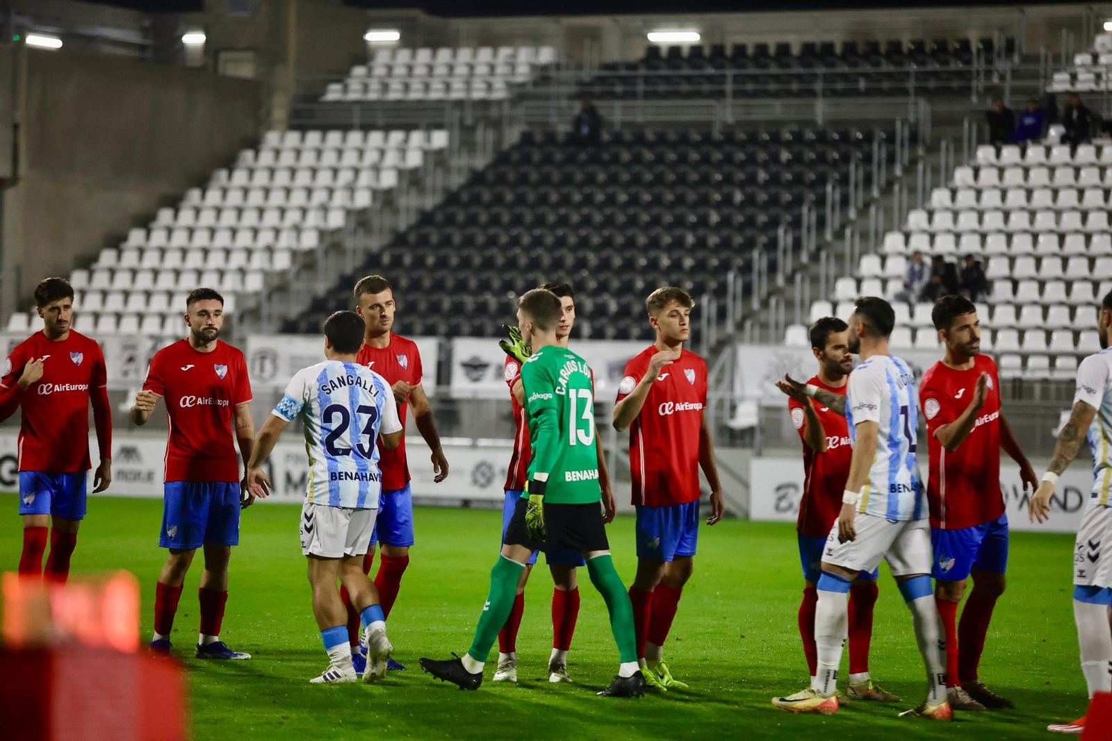Las fotos del CD Estepona - Málaga CF de Copa del Rey