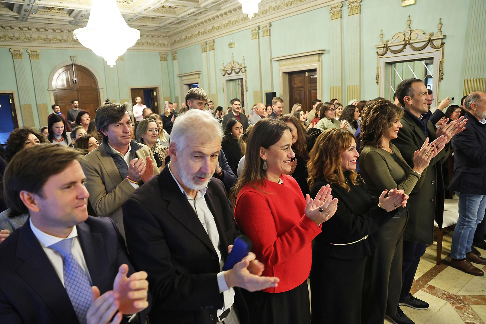 Imágenes de la Coronación de sus Majestades los Reyes Magos de Huelva 2025