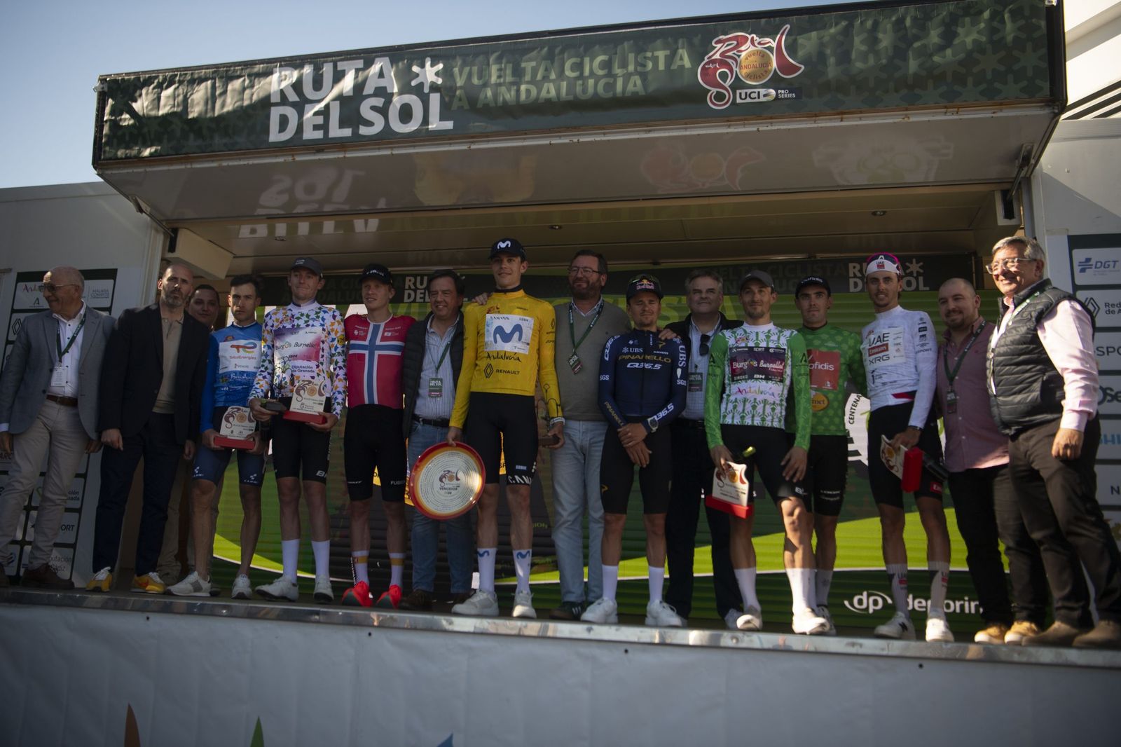 Las mejores fotos de la etapa final de la Ruta del Sol Vuelta a Andalucía con desenlace en Lucena