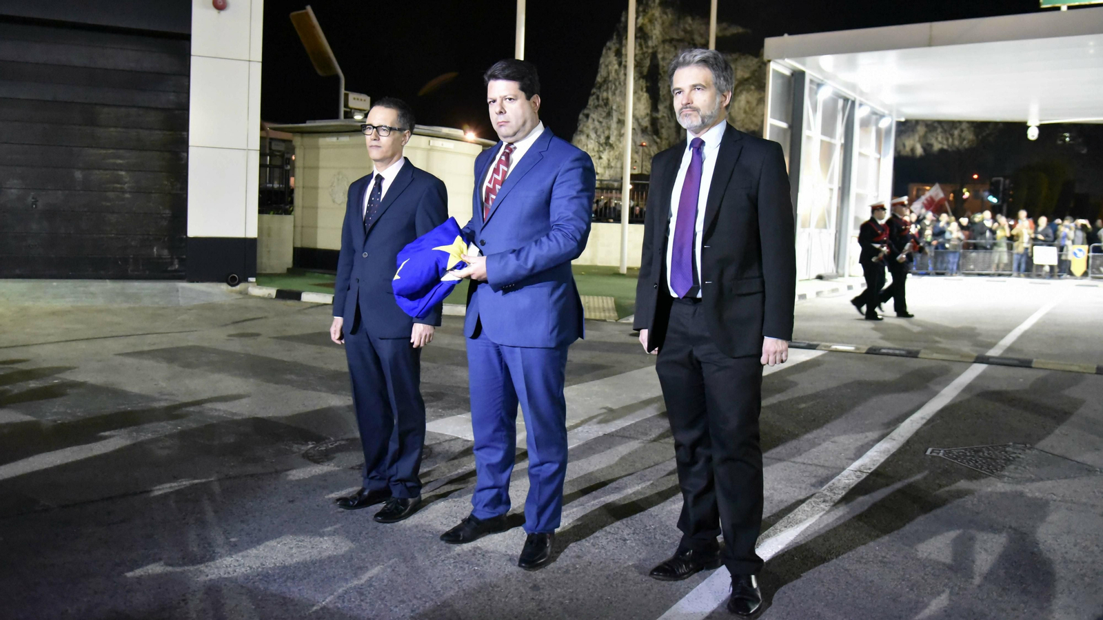 Ceremonia de arriada de la bandera de la Unión Europea en Gibraltar