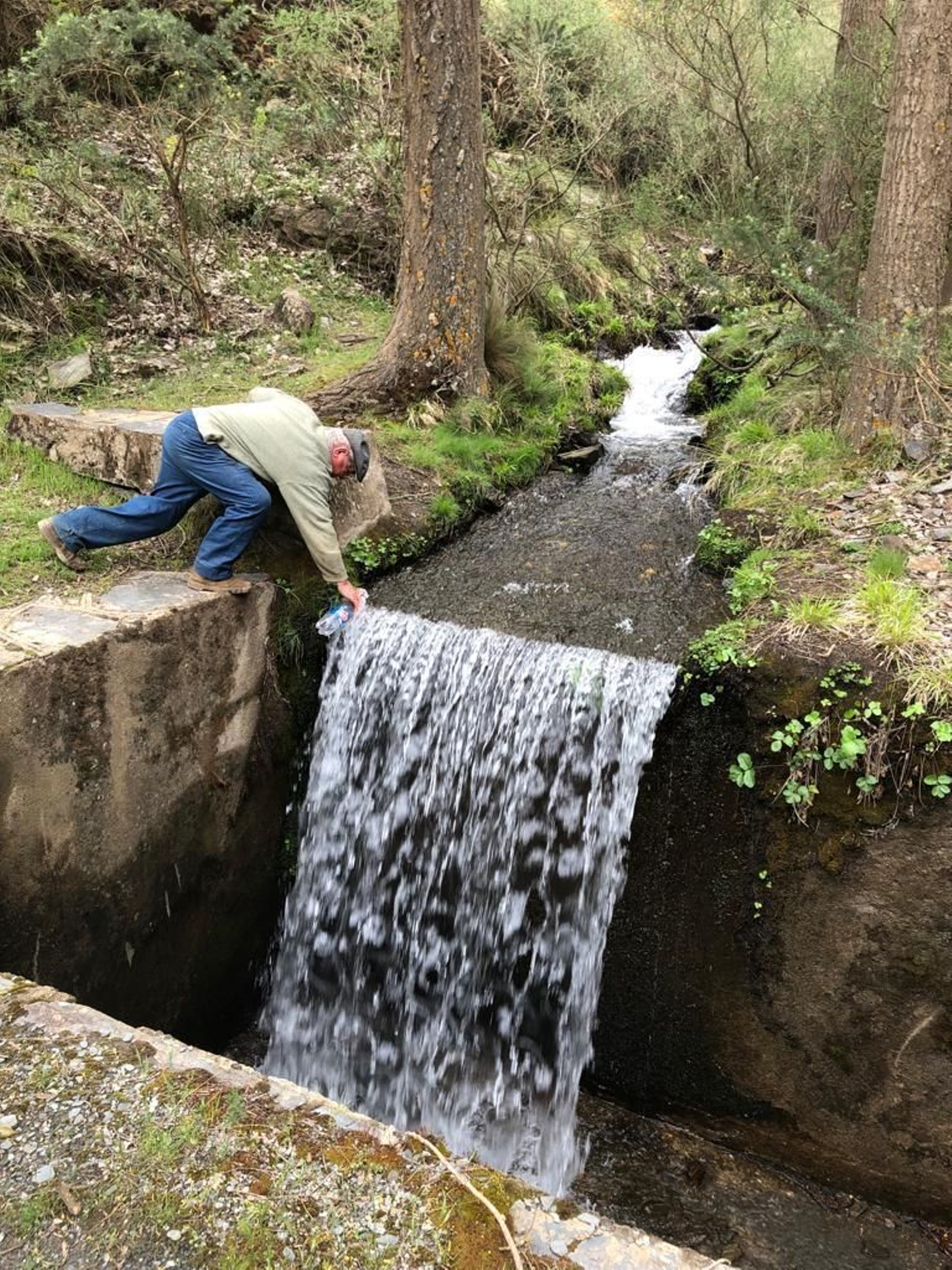 El espectáculo del deshielo en la Sierra Nevada de Almería