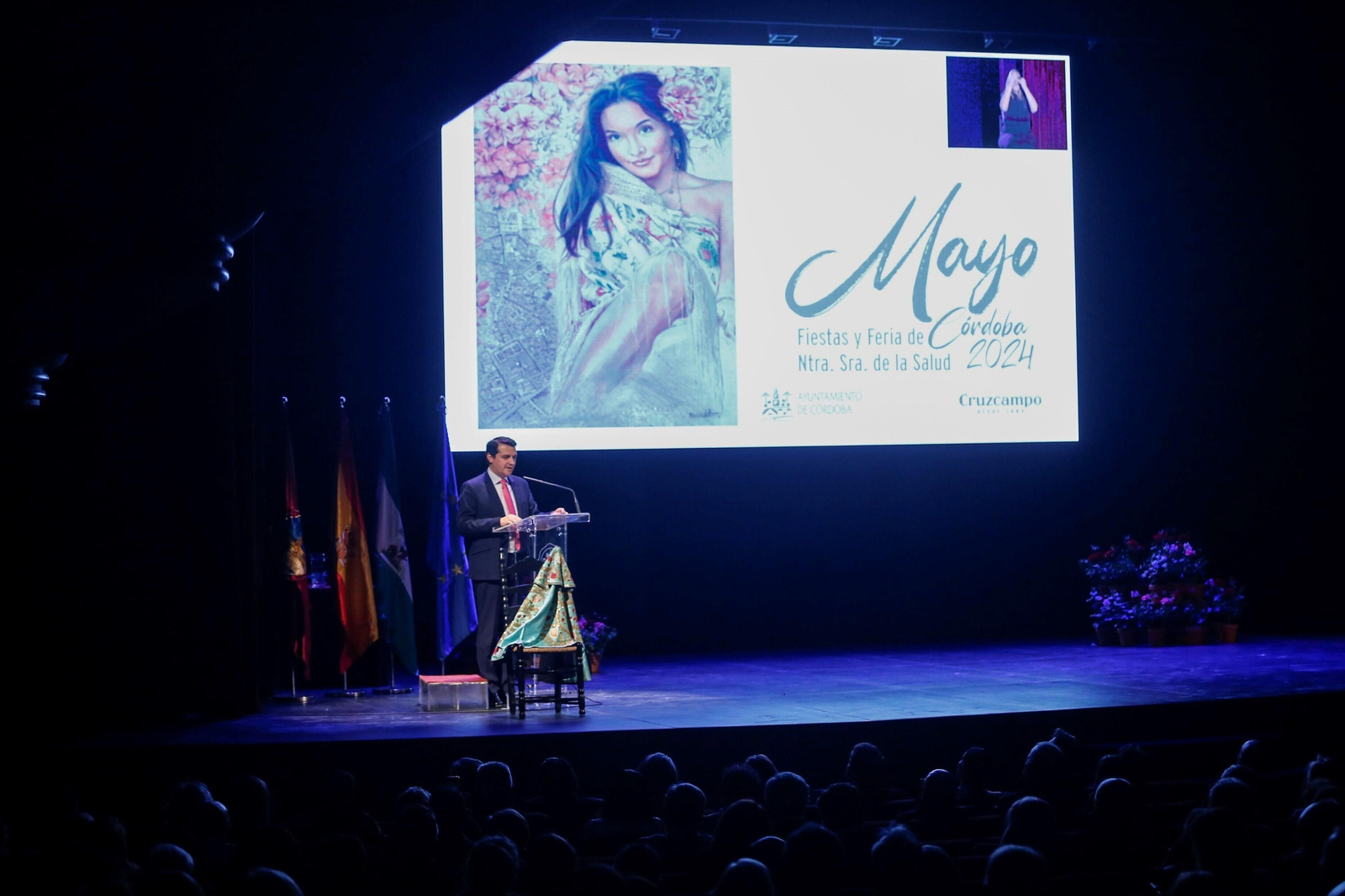 Las mejores fotos del pregón del Mayo Festivo de Manuel Díaz El Cordobés Las mejores fotos del pregón del Mayo Festivo de Manuel Díaz El Cordobés