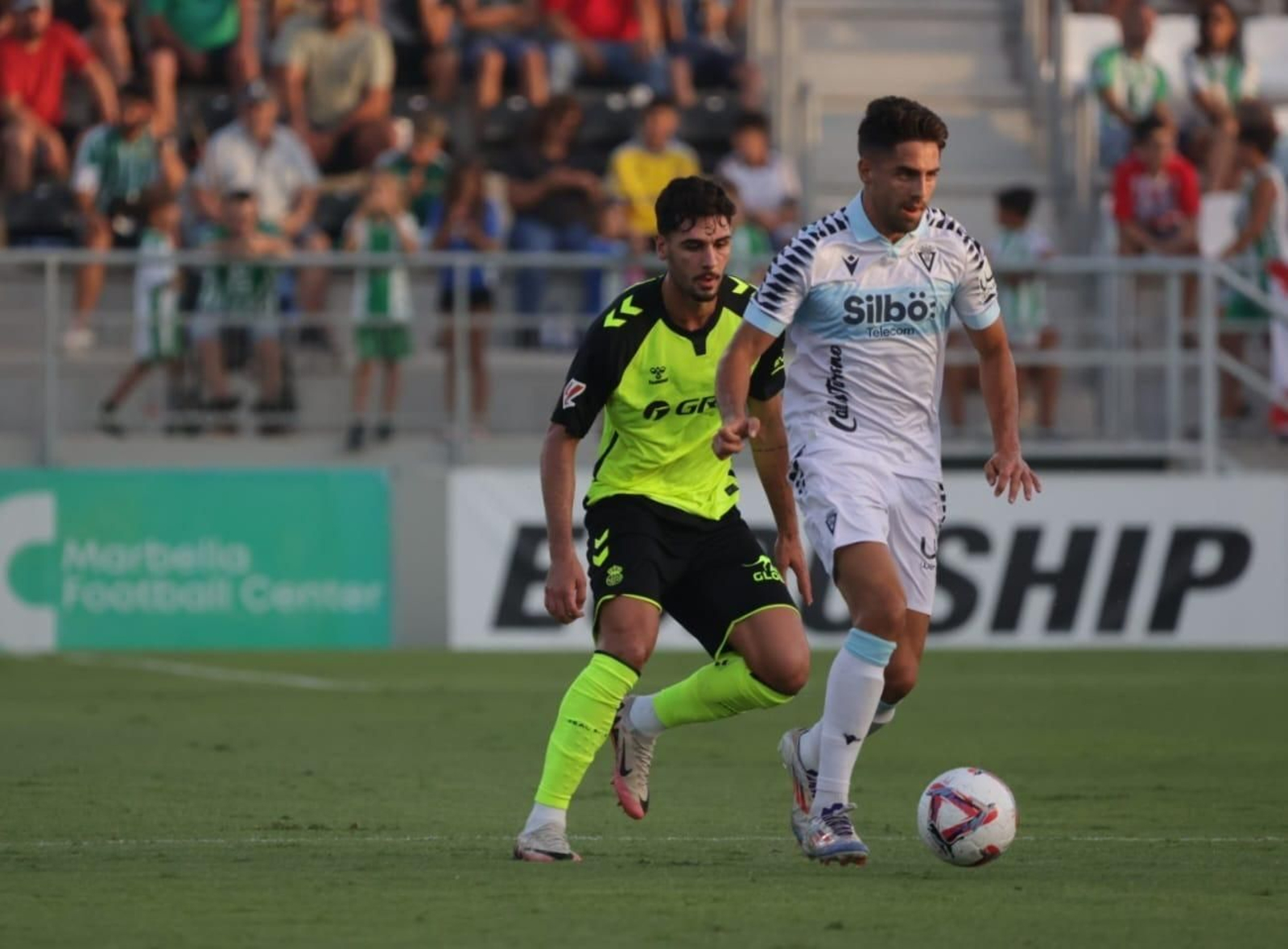 Las imágenes del Cádiz- Betis en el Ciudad de La Línea