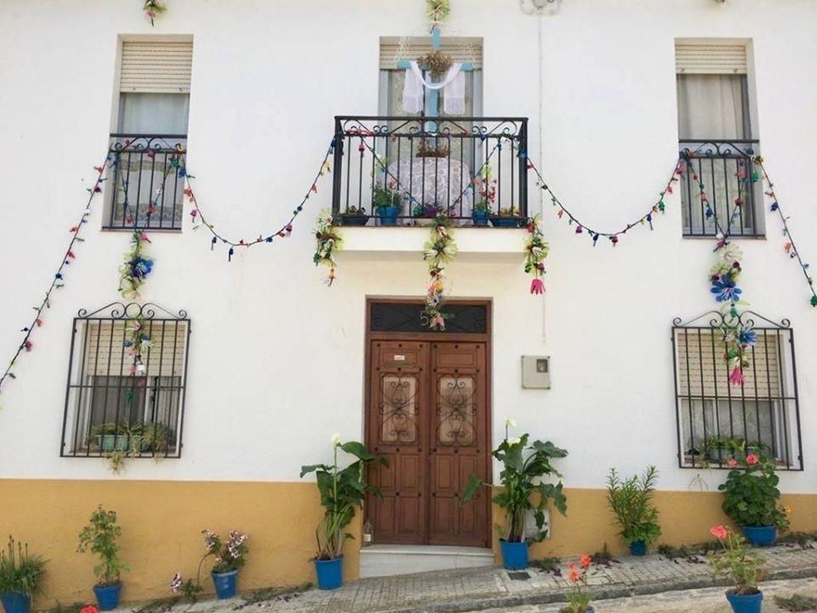 Fotografías de las Cruces de Mayo de Cardeña