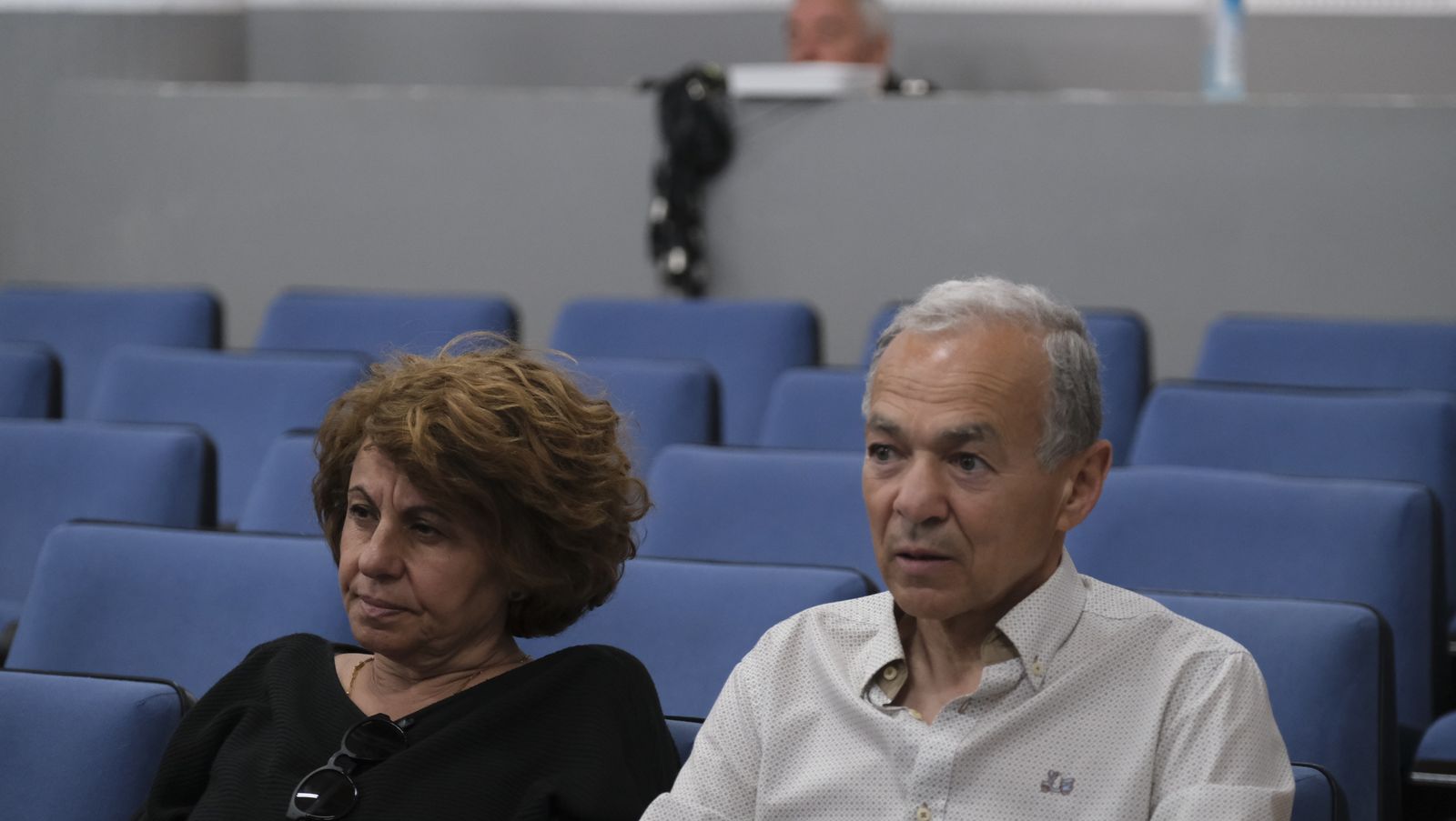 Imágenes del Diario de los Libros, con el escritor Álvaro Espina. Almería.