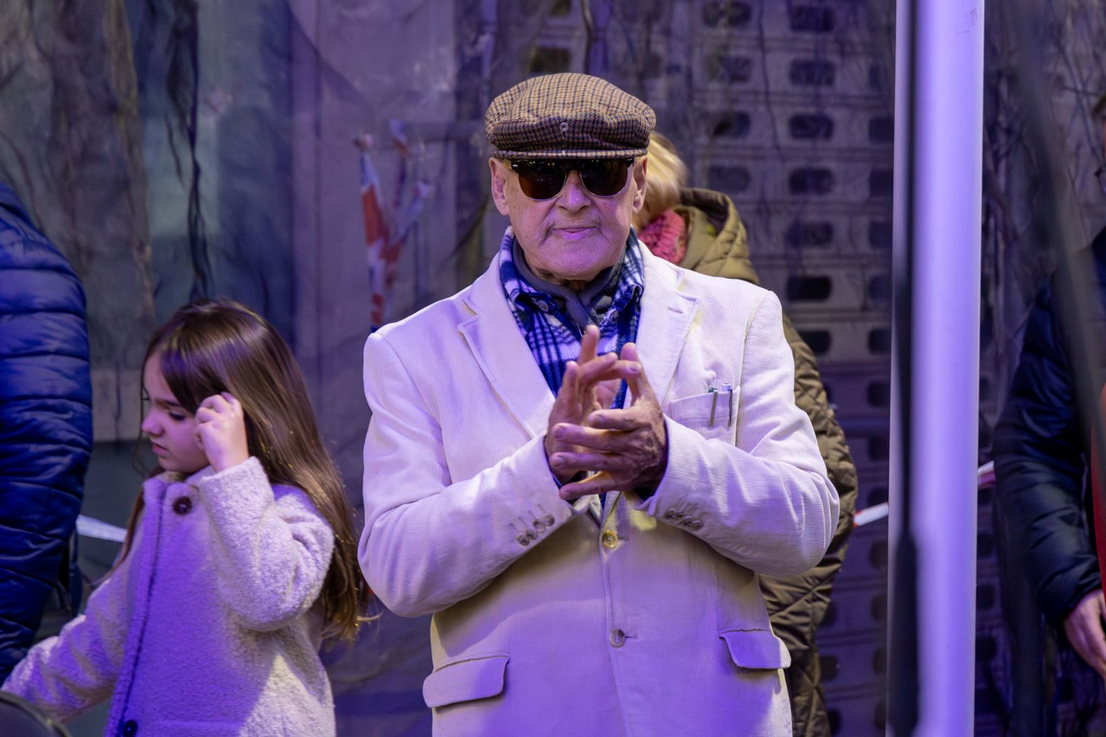 Así disfruta Jaén del concierto extraordinario a pie de calle: "Son de Vida"